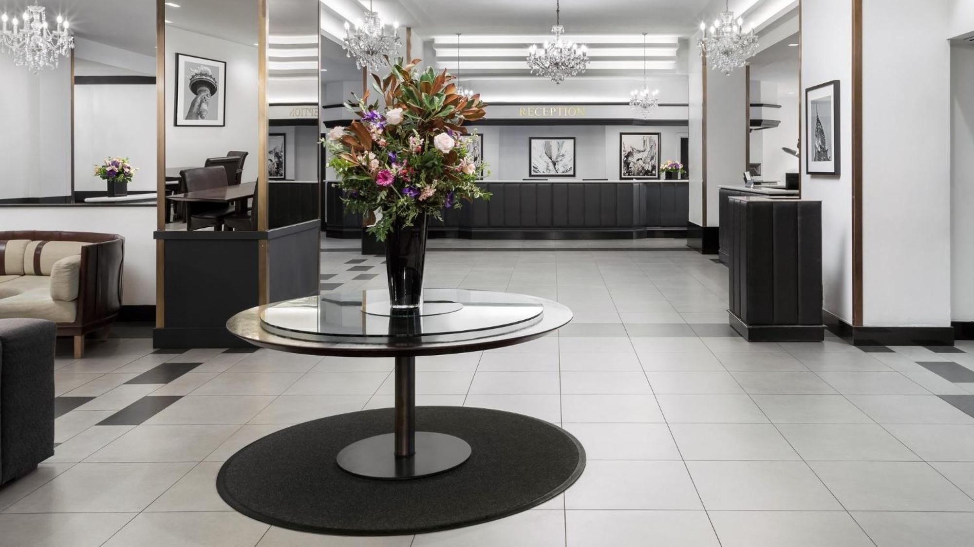 The Manhattan At Times Square Hotel 4*