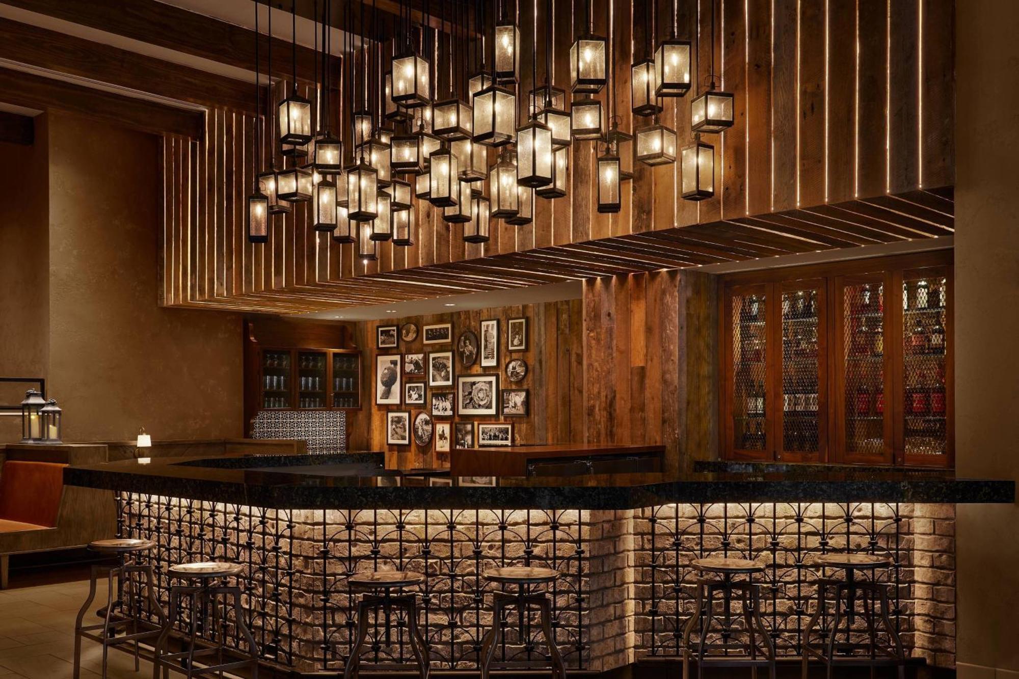 Renaissance Chelsea 4*