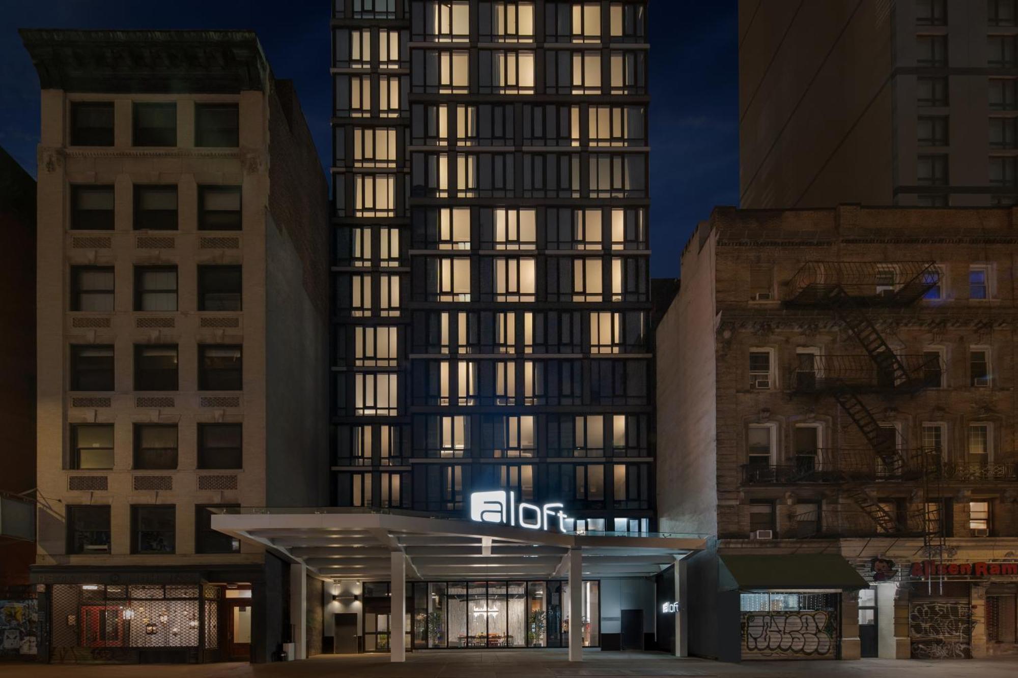 Aloft Chelsea Hotel 4*