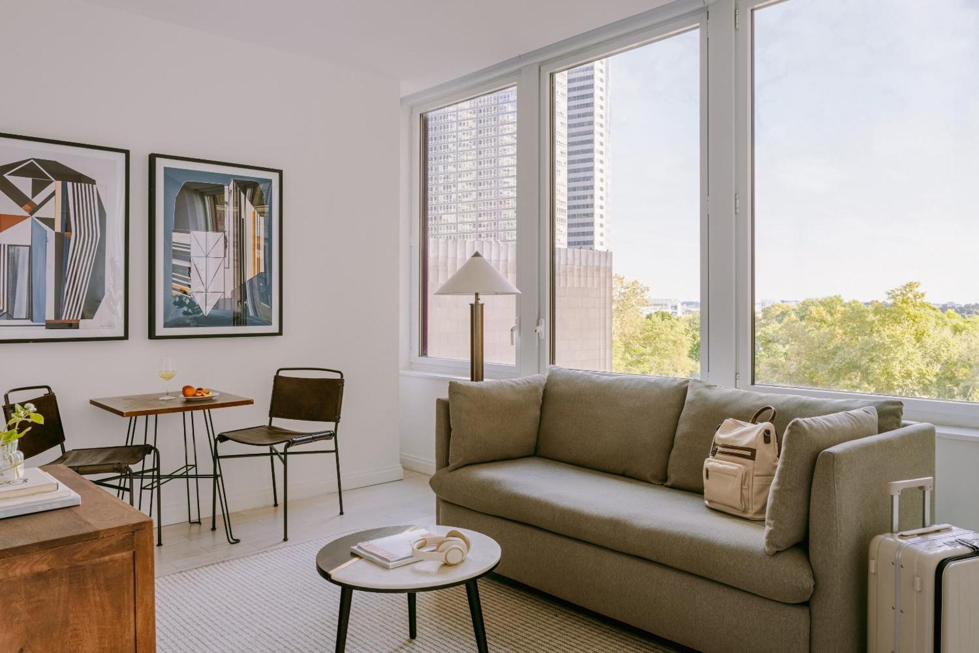 Sonder Battery Park Aparthotel New York