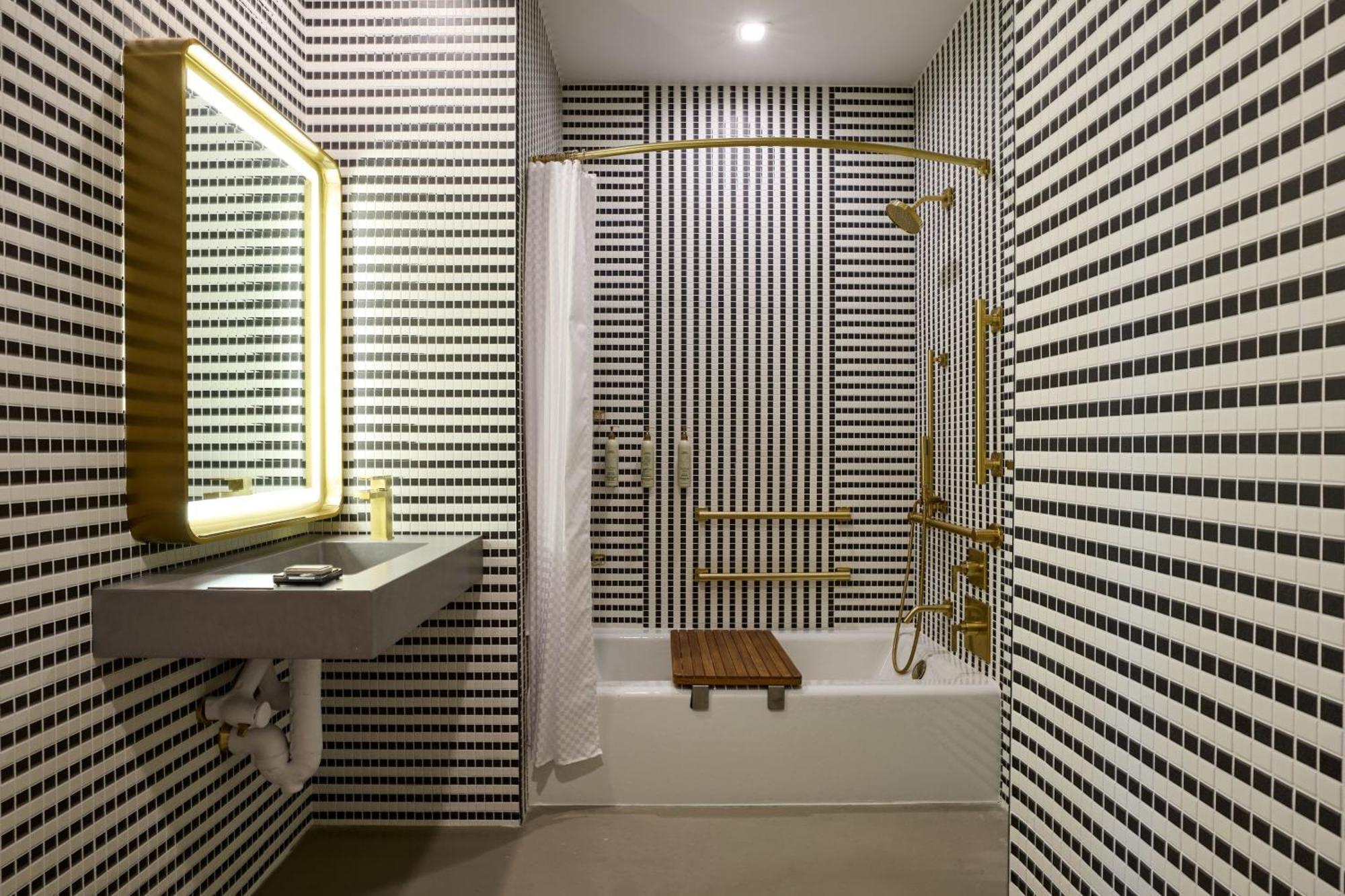 Renaissance Harlem Hotel 3*