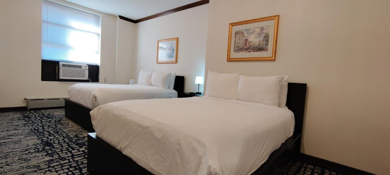 Night Broadway Hotel 3*