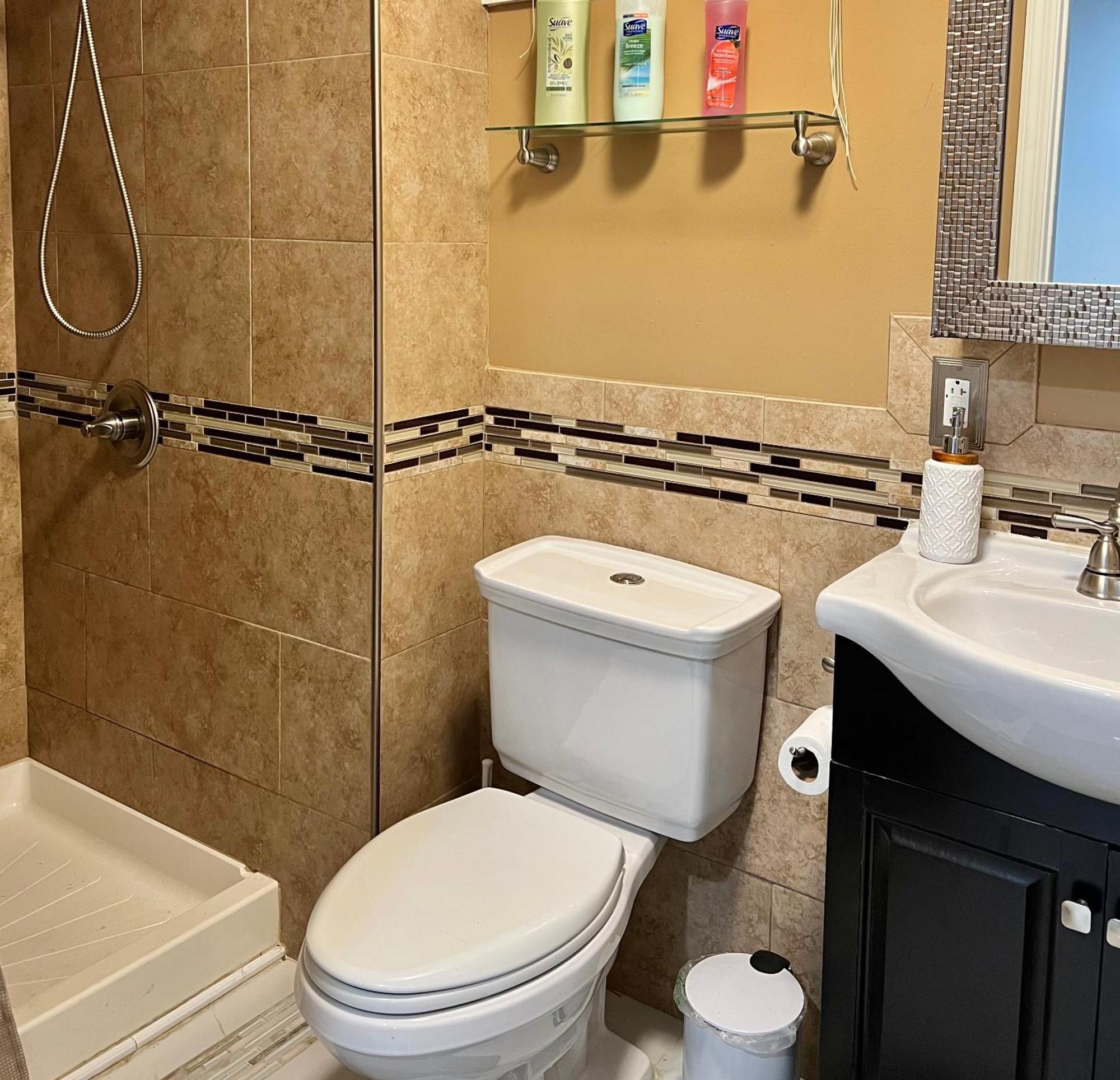Guest house Luxury - Cheap Jfk Pick Up & Drop Off Available
