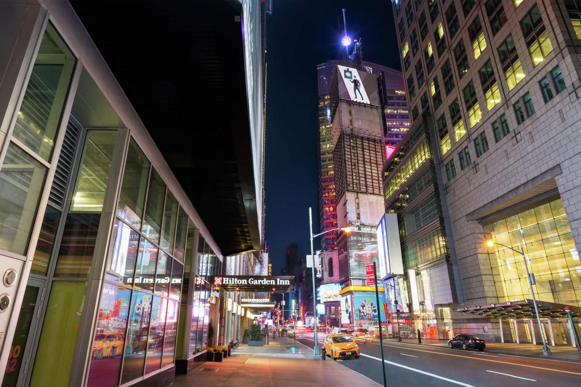 Hotel Hilton Garden Times Square Central