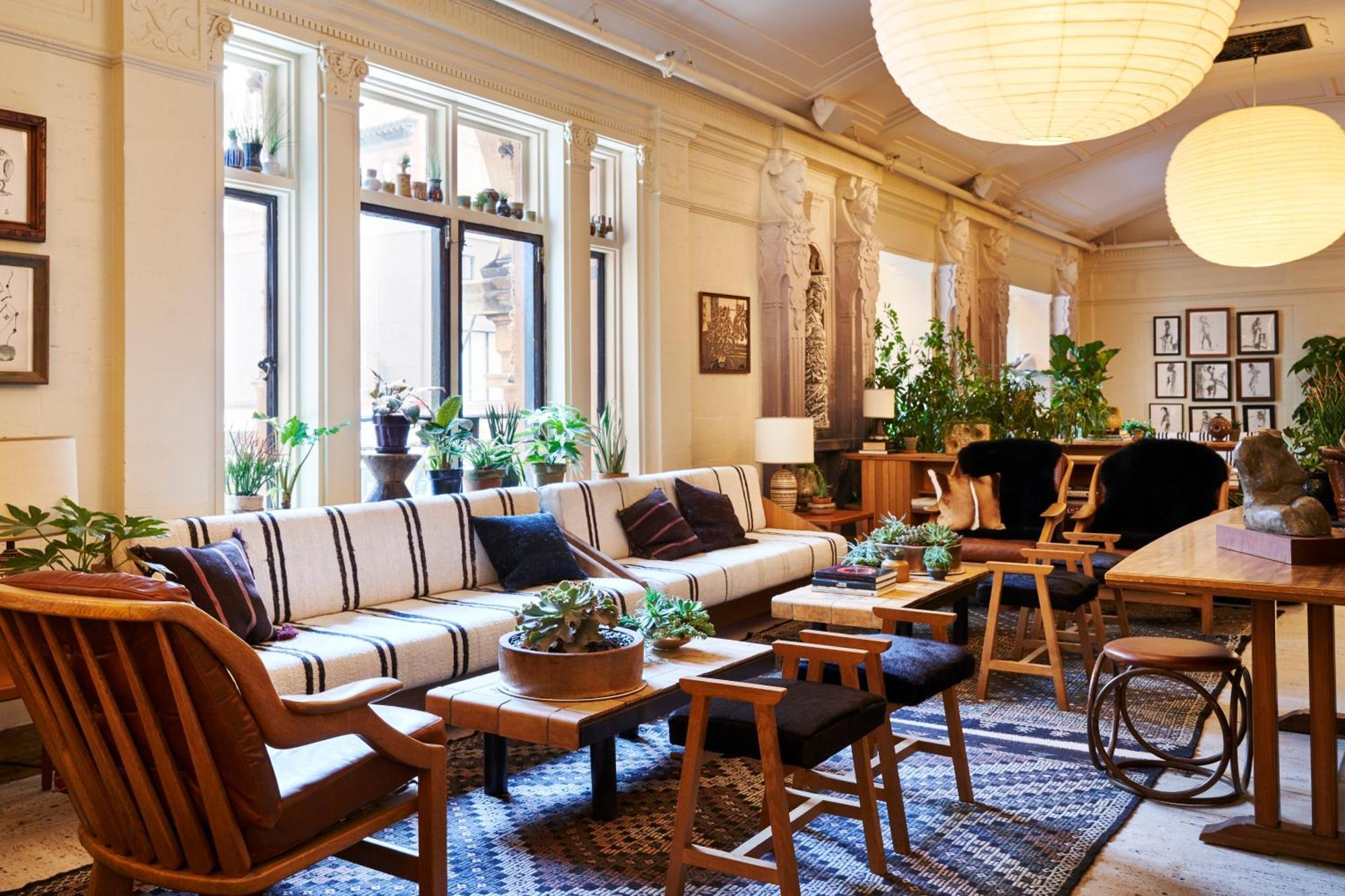 Hotel Freehand 4*