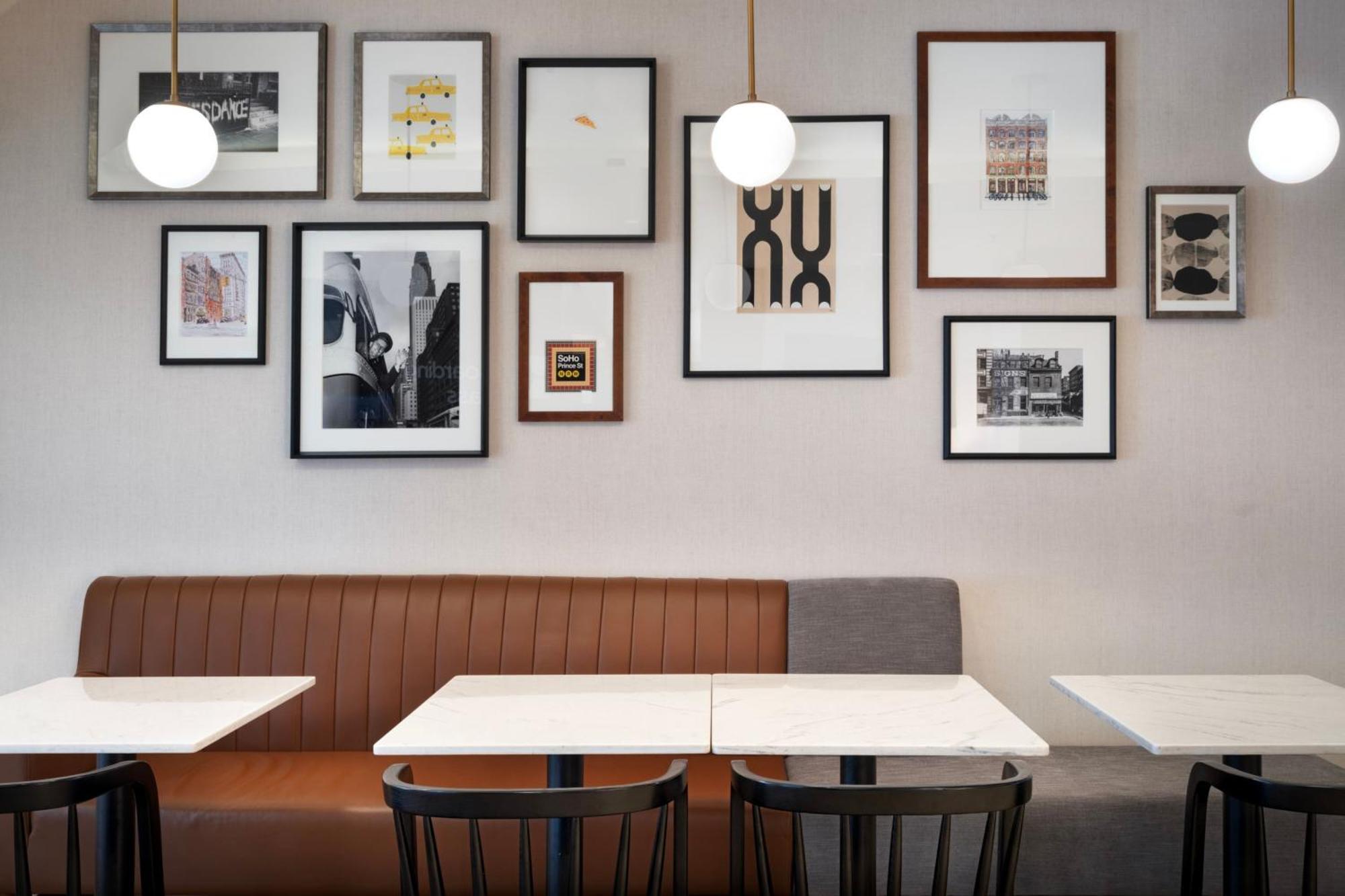 Courtyard By Marriott Manhattan / Soho