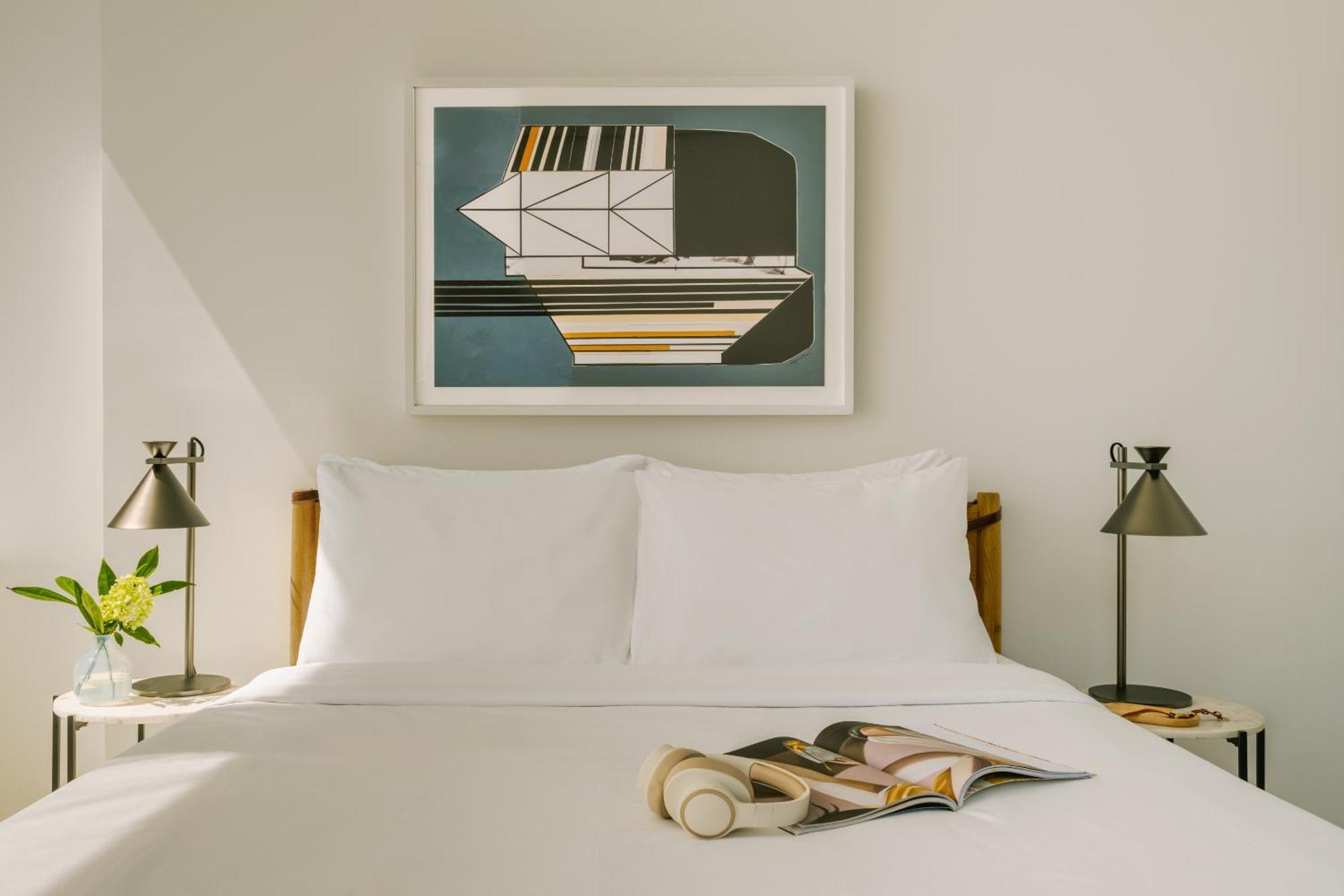 Sonder Battery Park Aparthotel