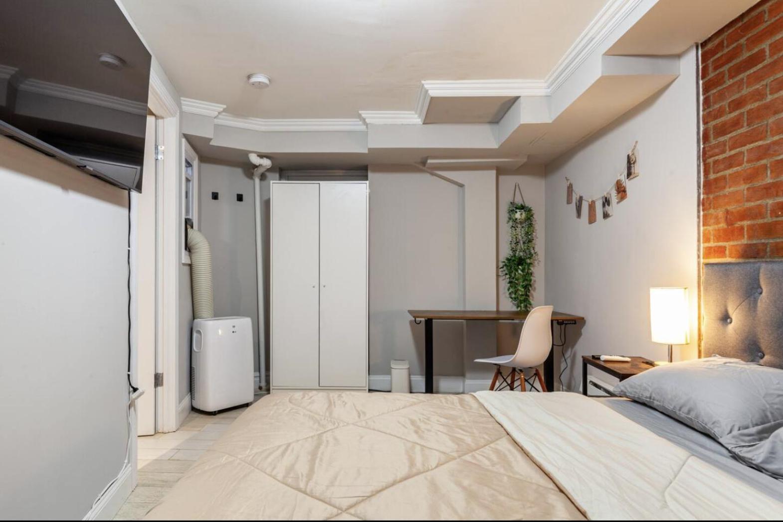 Guest house Lovely At 3 Bedroom At The Heart Of East Village *