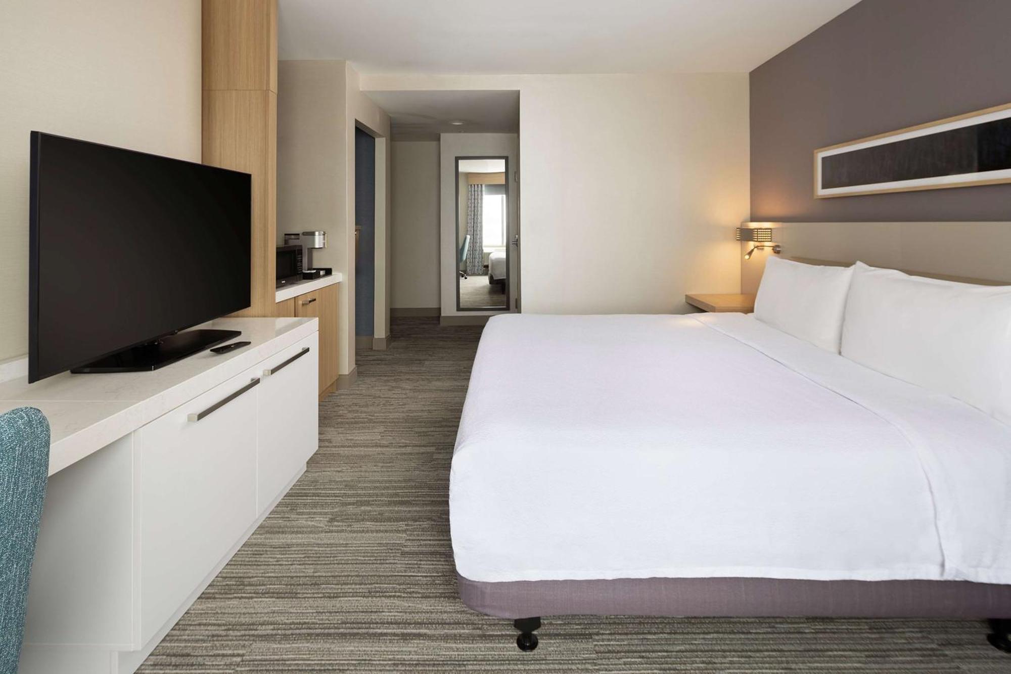 Hotel Hilton Garden Queens Jfk