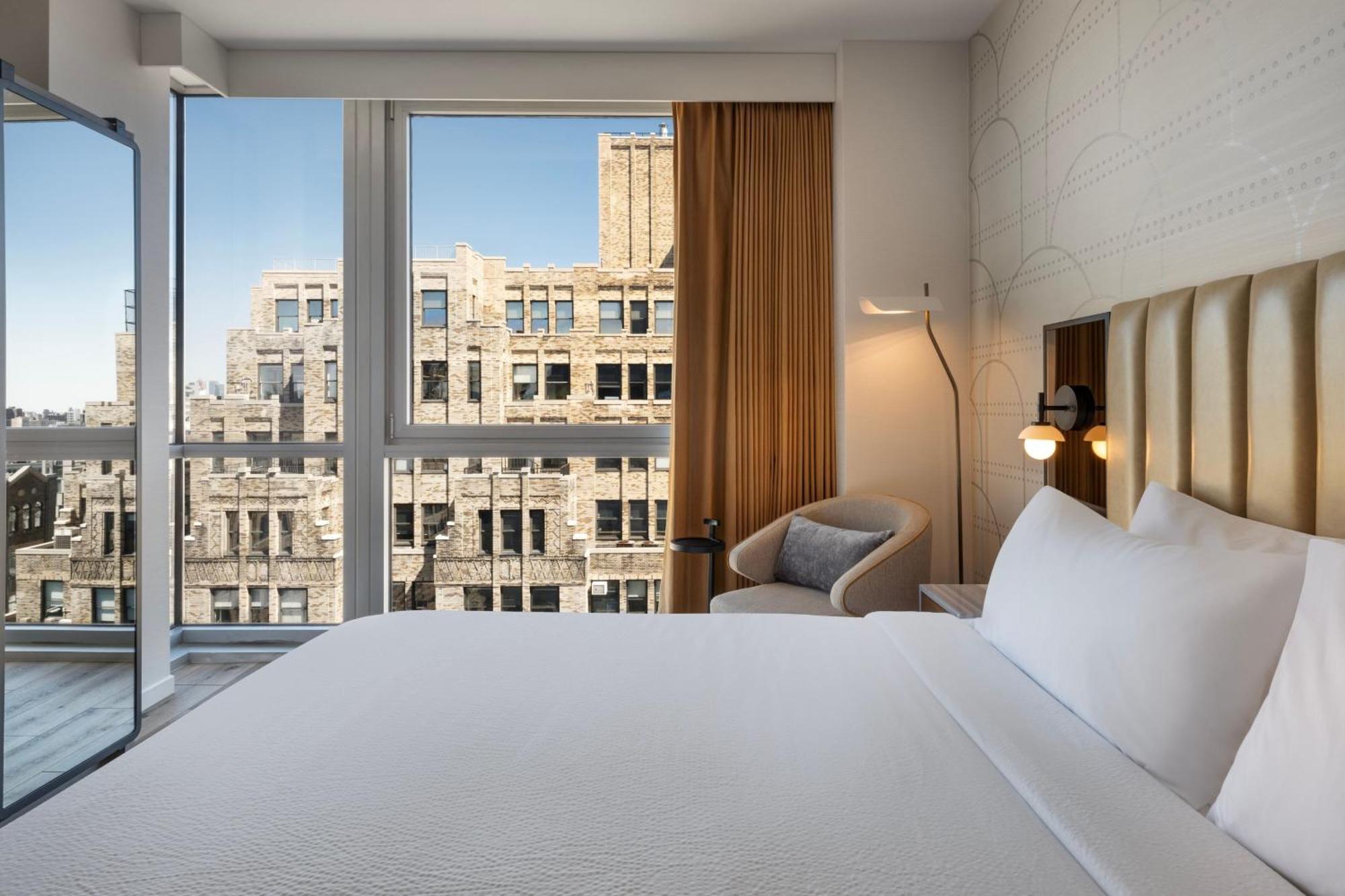 Courtyard By Marriott Manhattan / Soho Hotel 4*