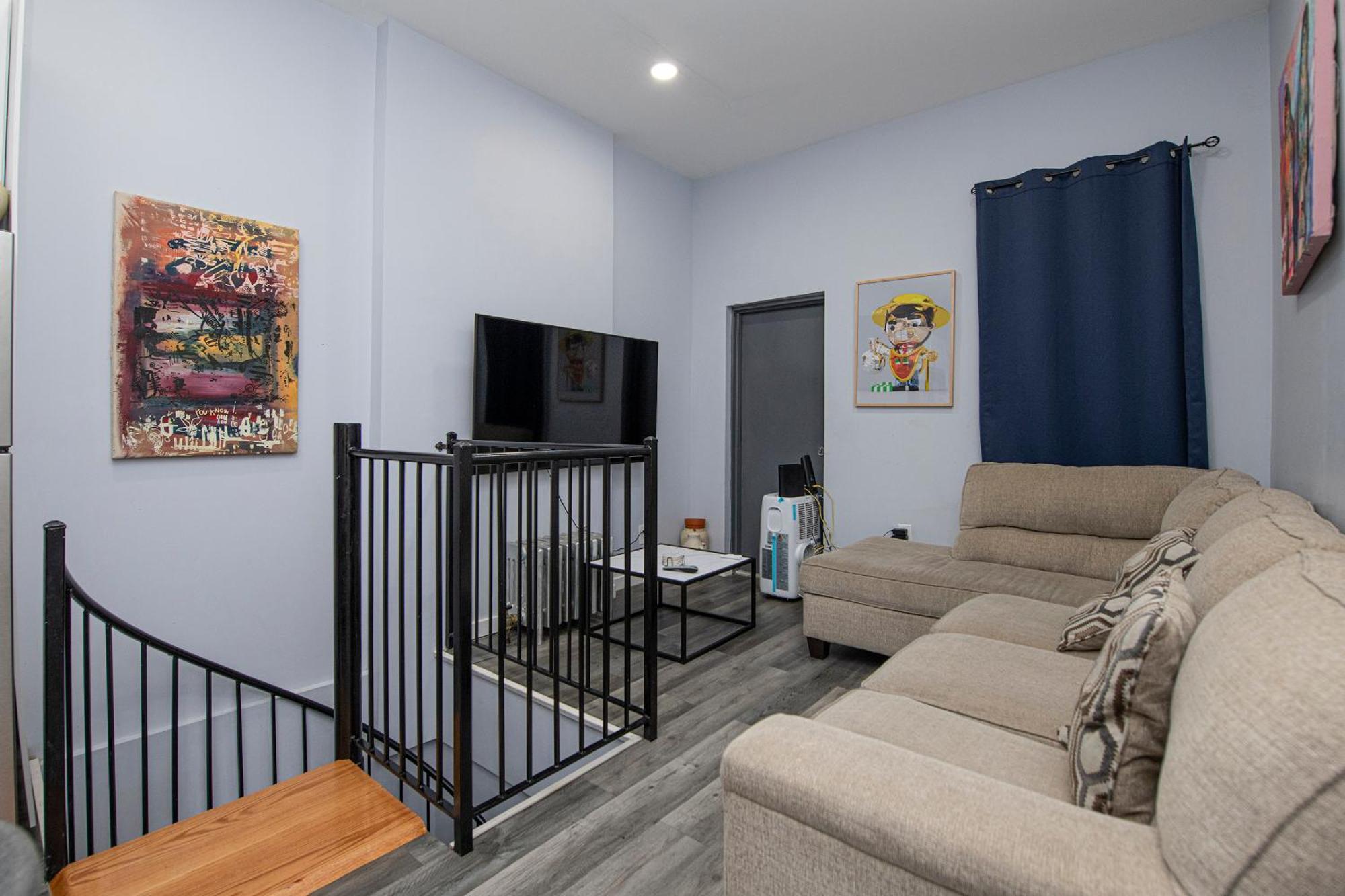 Spectacular Times Square 5 Bedroom Duplex Oasis Apartment *