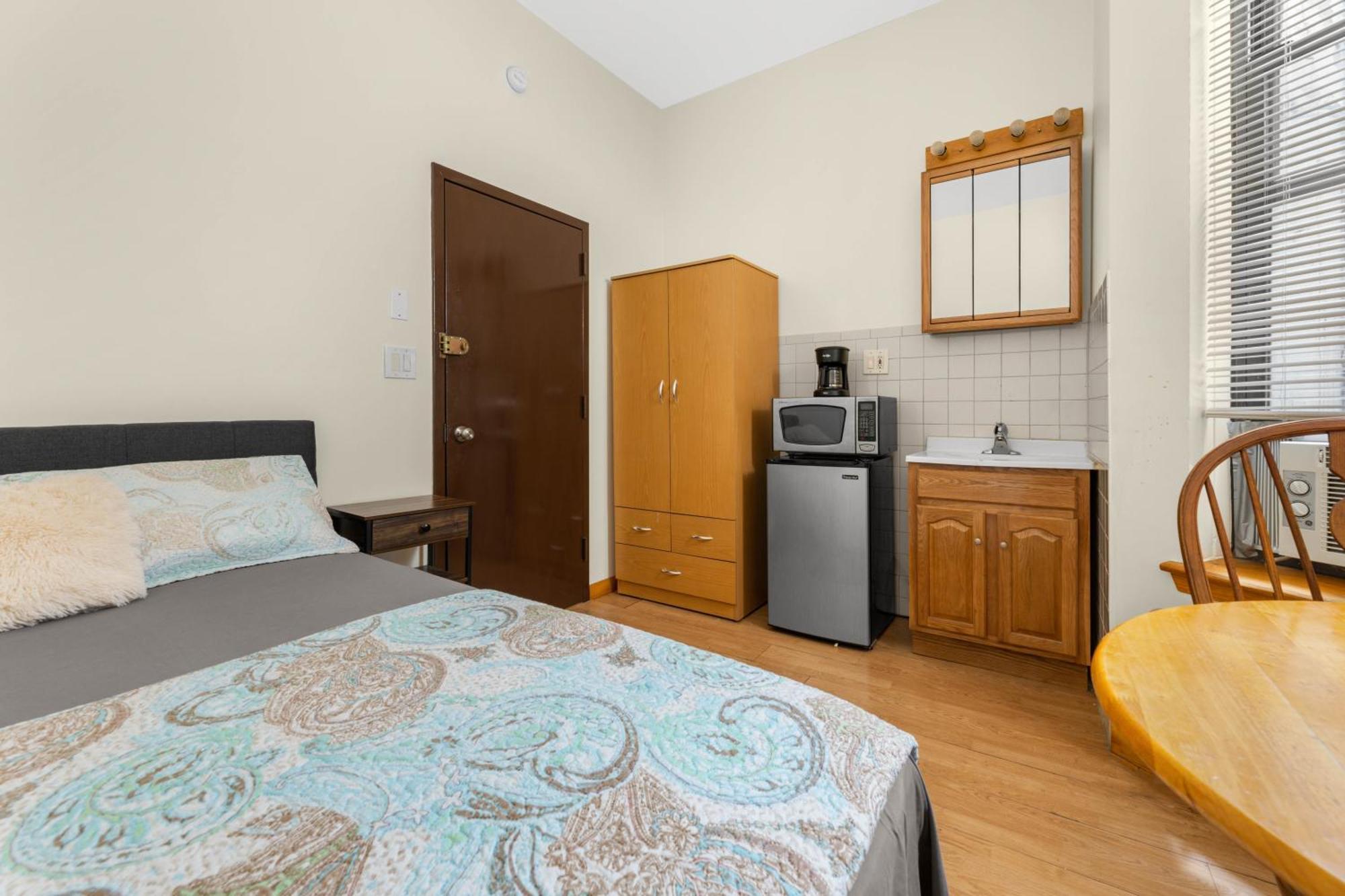 West 30th Street Hostel