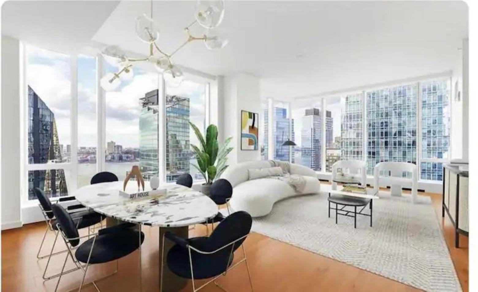 Stunning Views Of Manhattan * New York