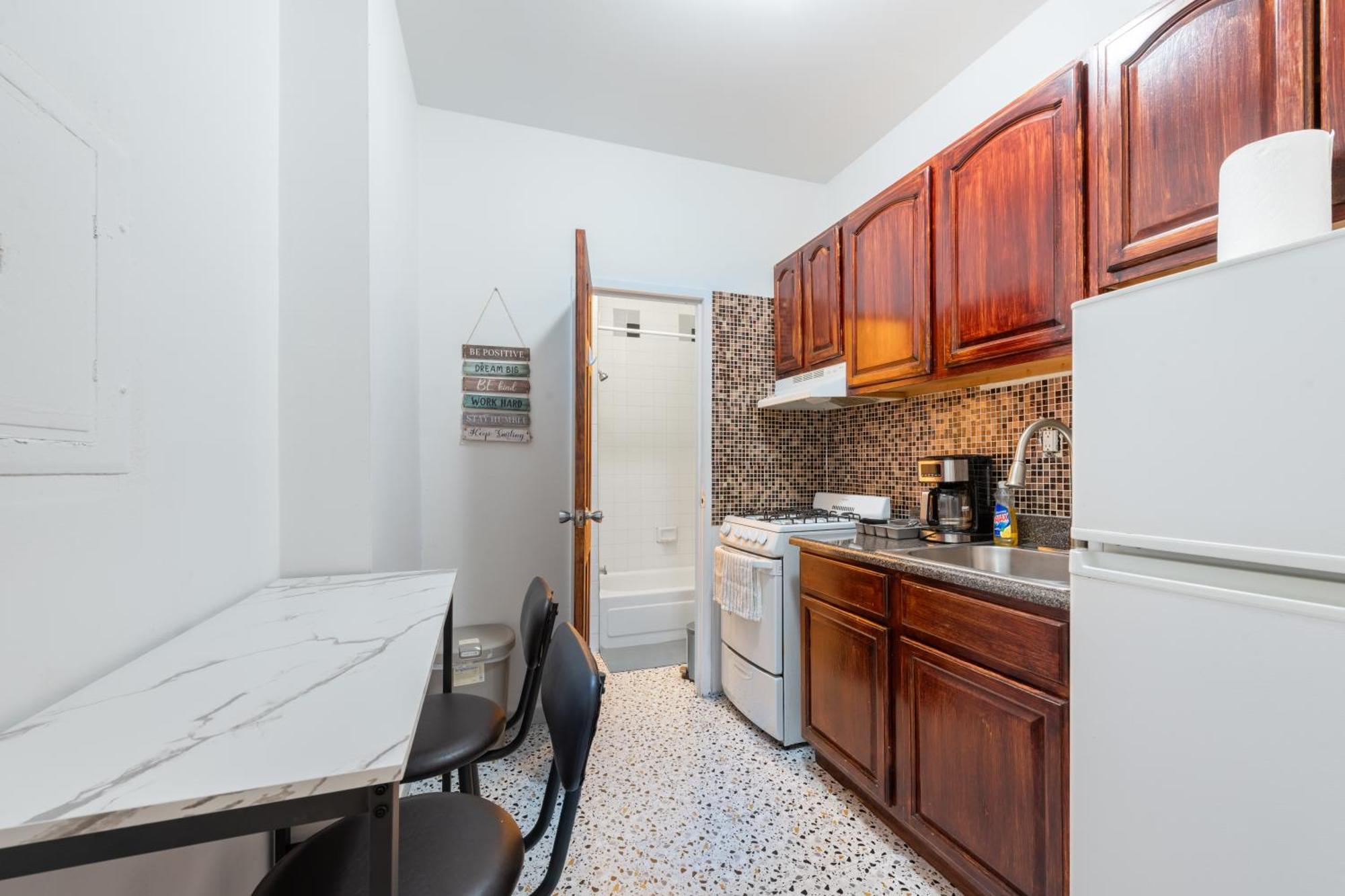 2 Bedroom In Manhattan Valley