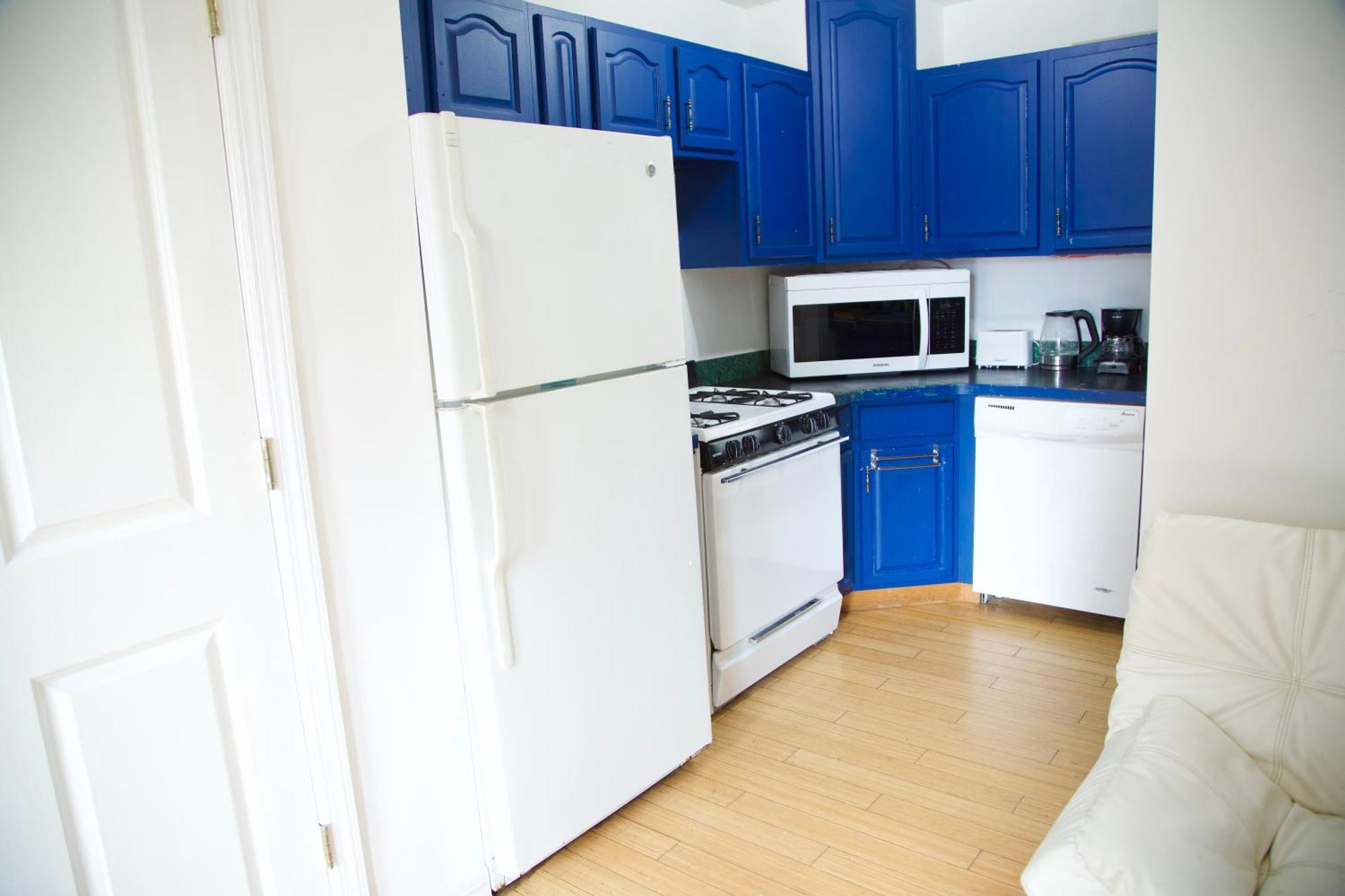 Homestay Brighton B Close To Ocean New York