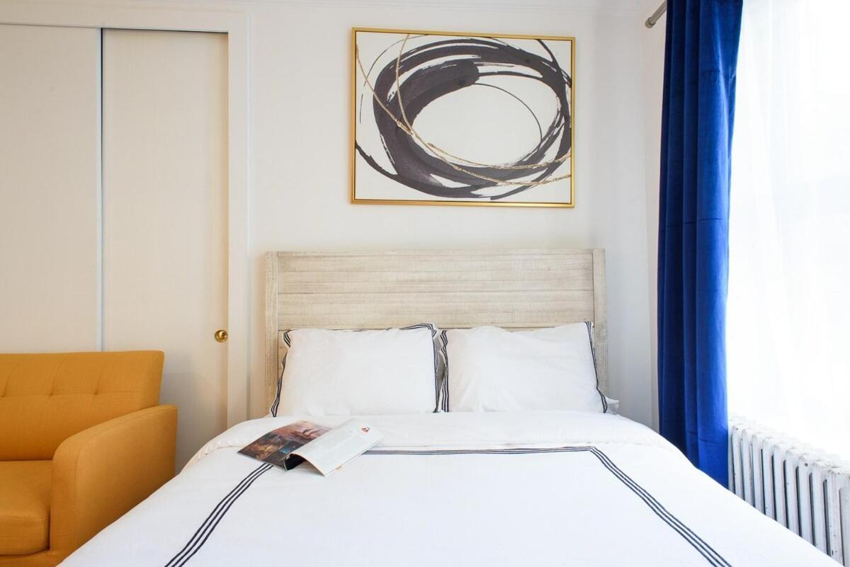 Apartment 24-17 Renovated Prime Location Wd *