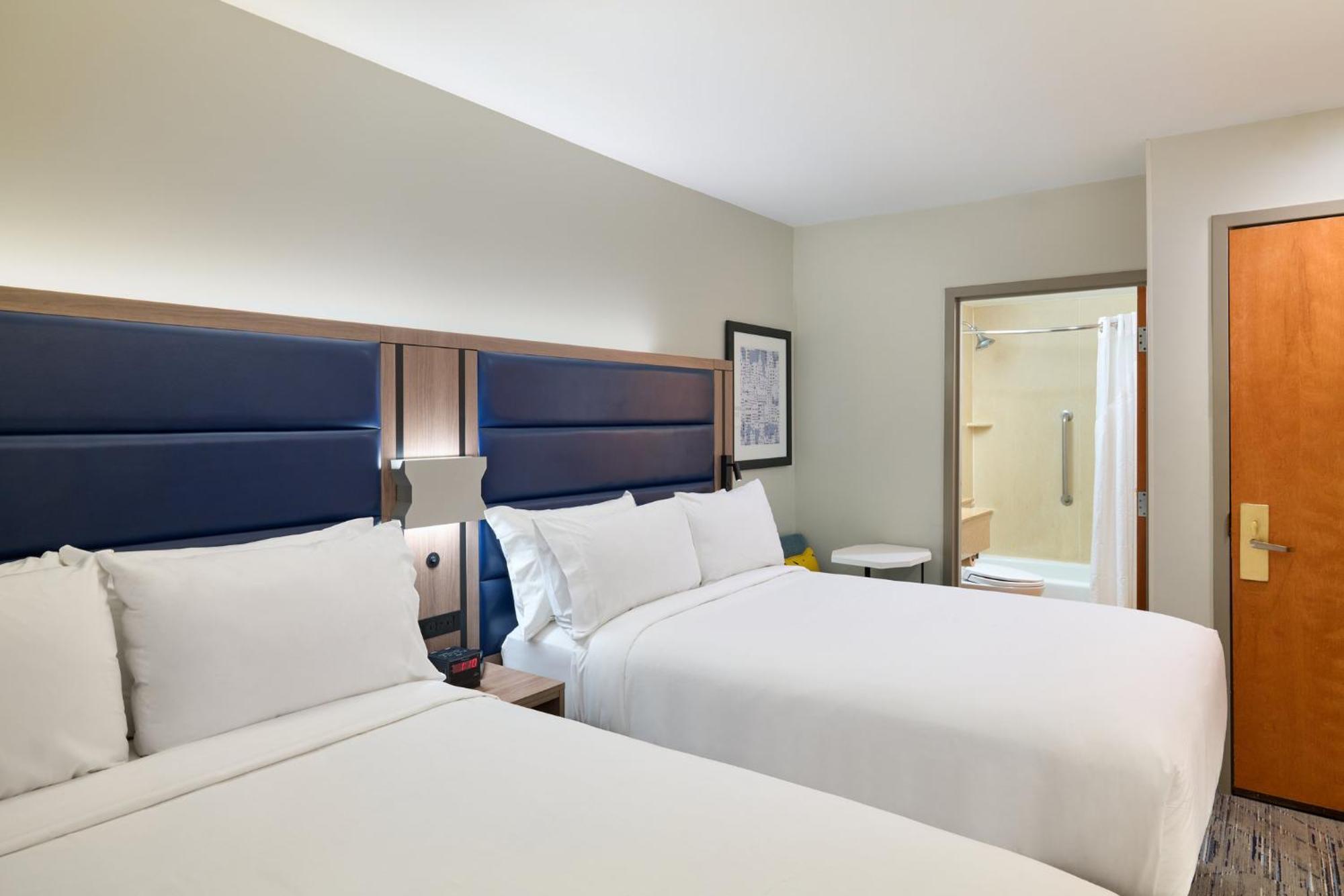 Holiday Express City Chelsea By Ihg 3*