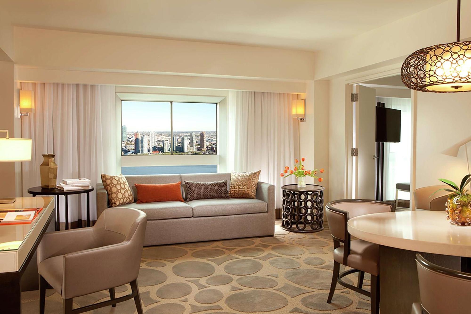 Hotel Millennium Hilton One Un Plaza