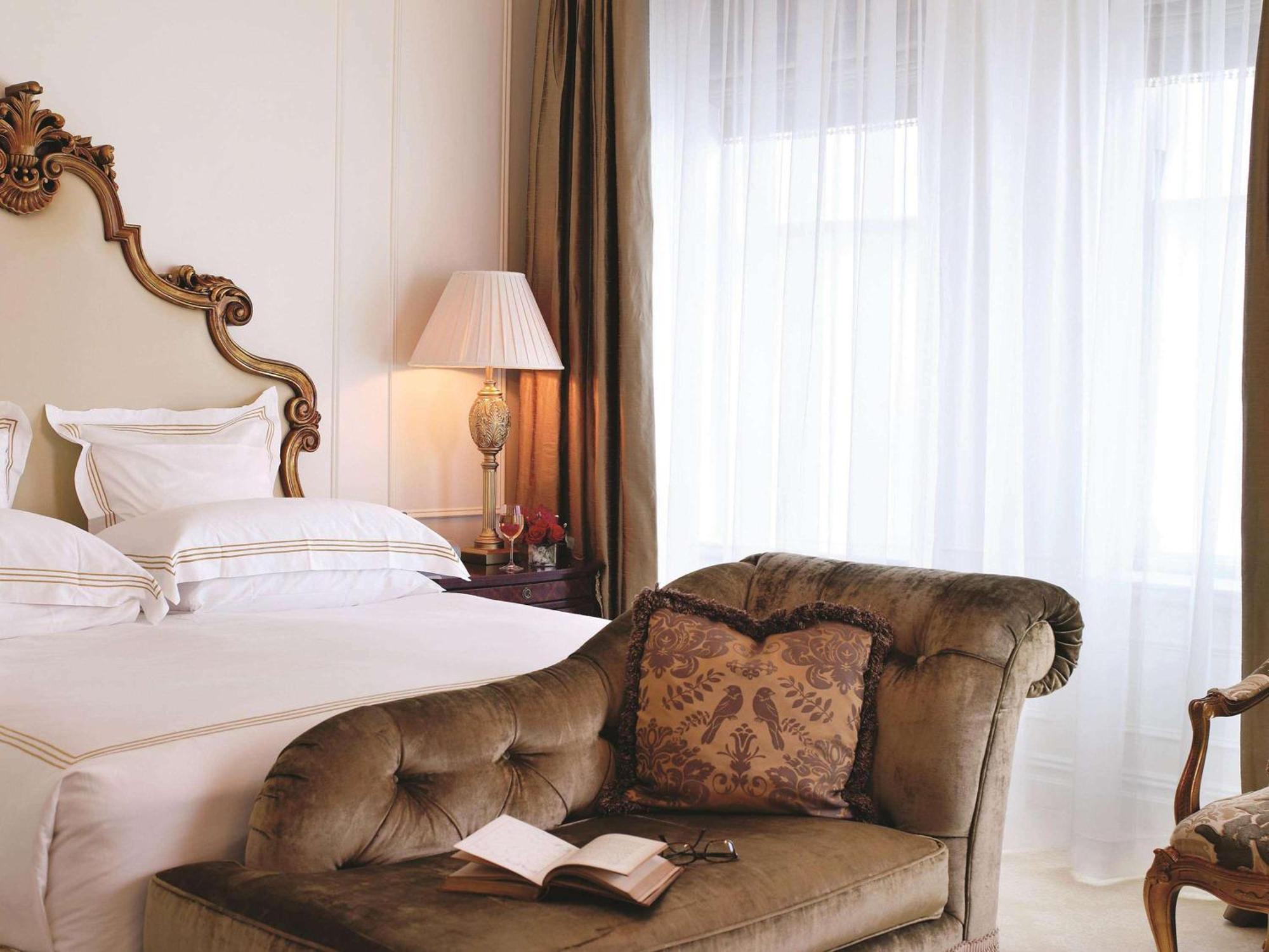 The Plaza 5*
