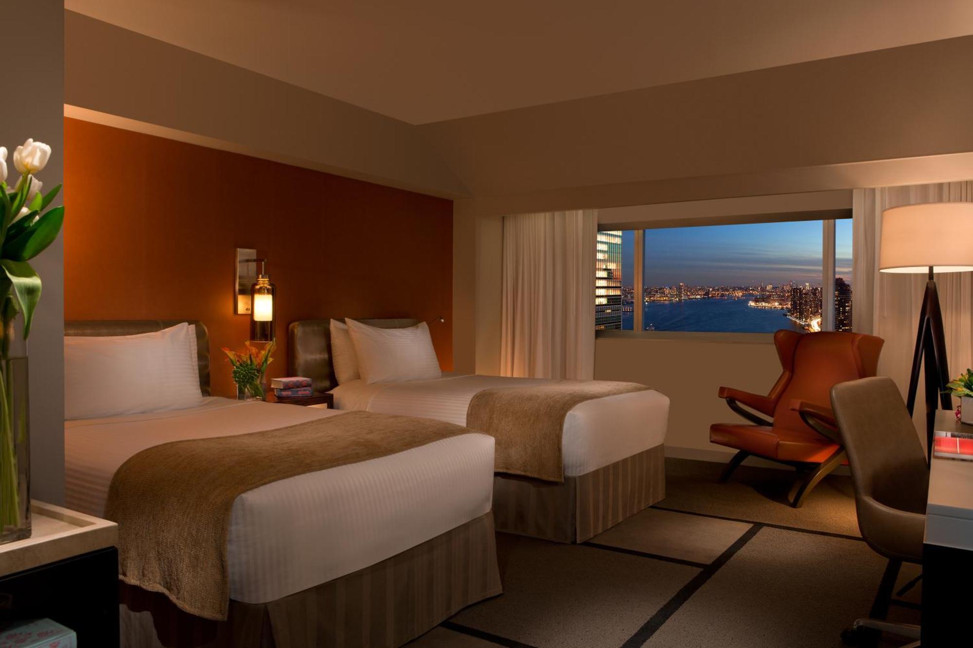Millennium Hilton One Un Plaza Hotel New York