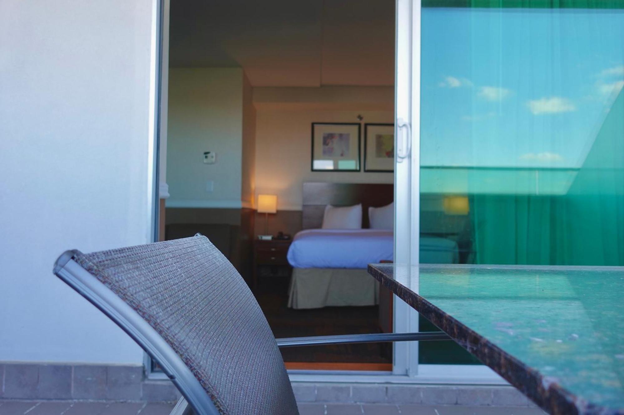 Lic Manhattan View Hotel 3*