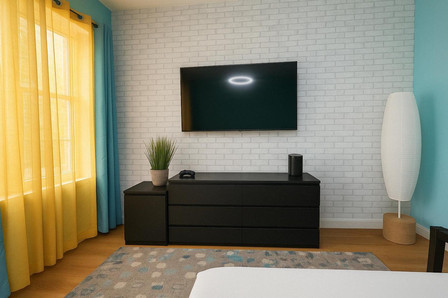 Apartment Modern Xl Queen Room Comfort & Character In Harlem New York