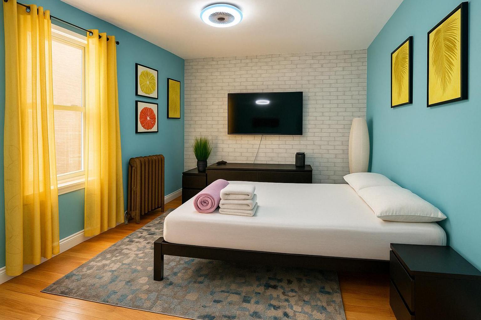 Modern Xl Queen Room Comfort & Character In Harlem *