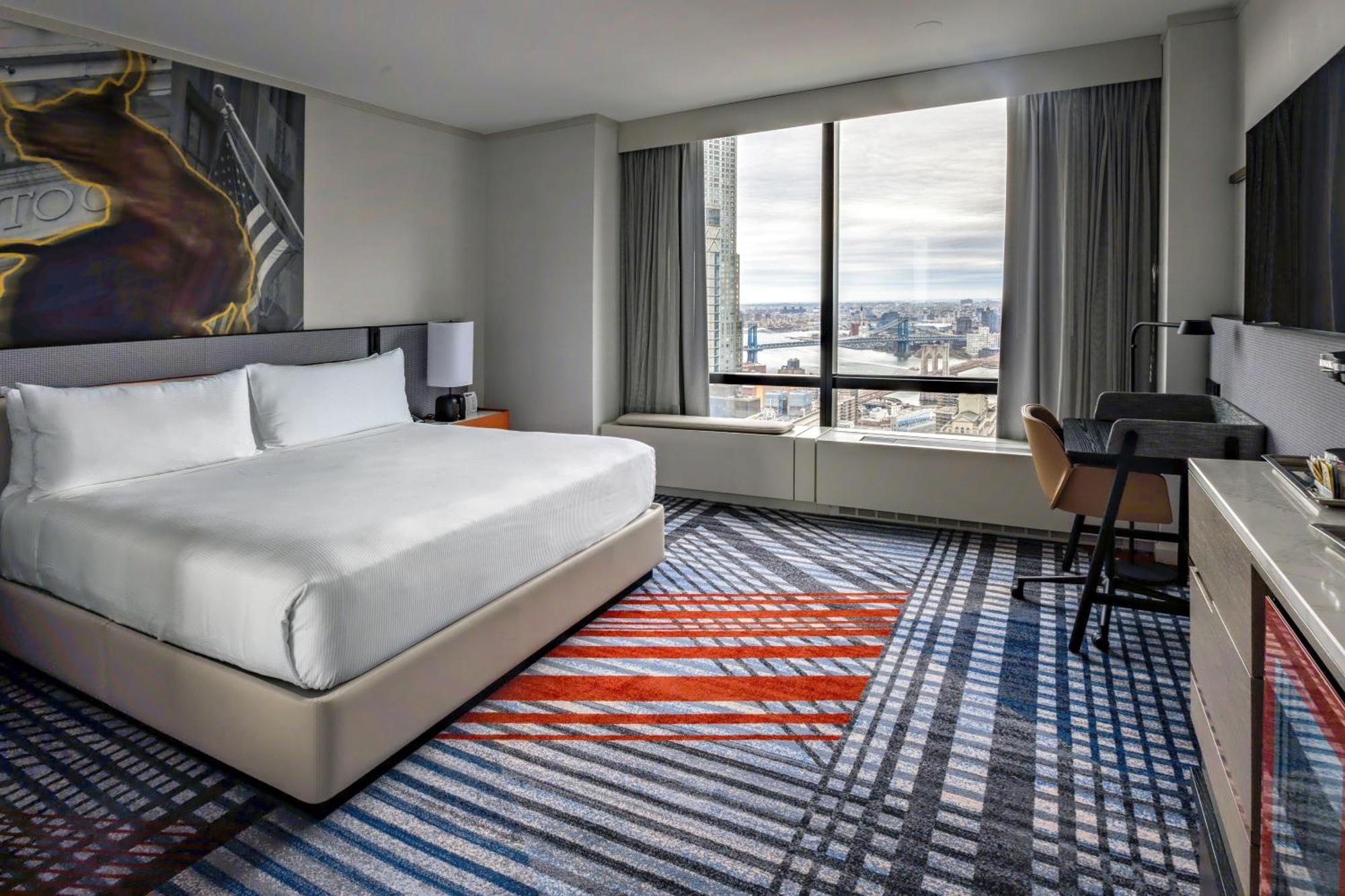 Millennium Downtown Hotel 4*