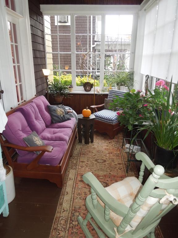 Victorian Of Staten Island Bed & Breakfast