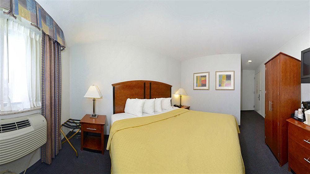 Lexington 2*