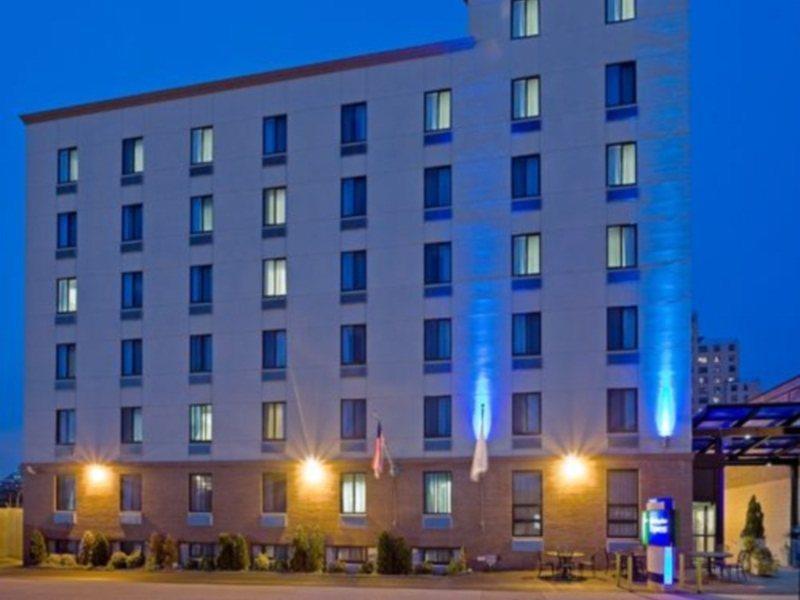 Hotel Holiday Express Brooklyn, An Ihg