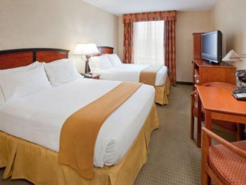 Holiday Express Brooklyn, An Ihg