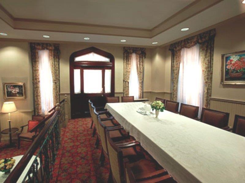 Hotel The Wall Street 3*