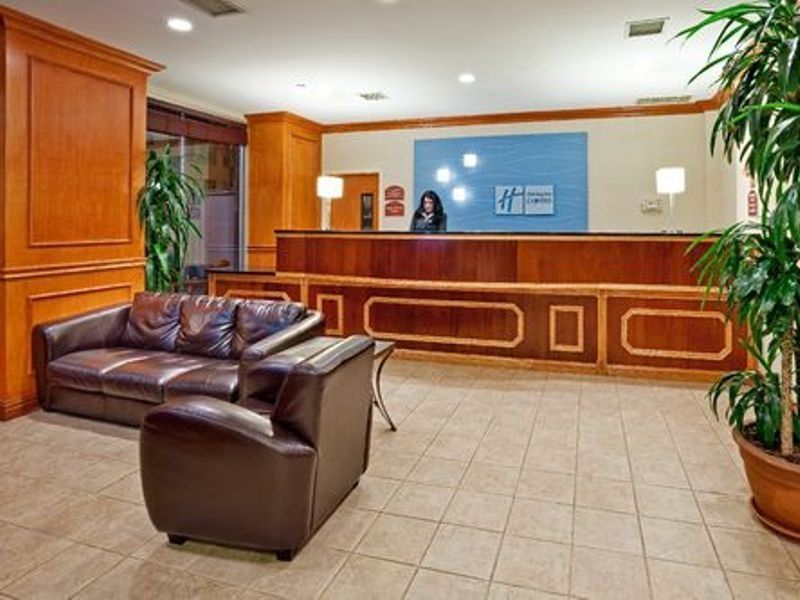 Hotel Holiday Express City Chelsea By Ihg 3*