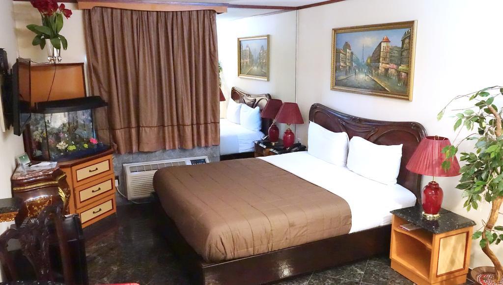 Paris 3*
