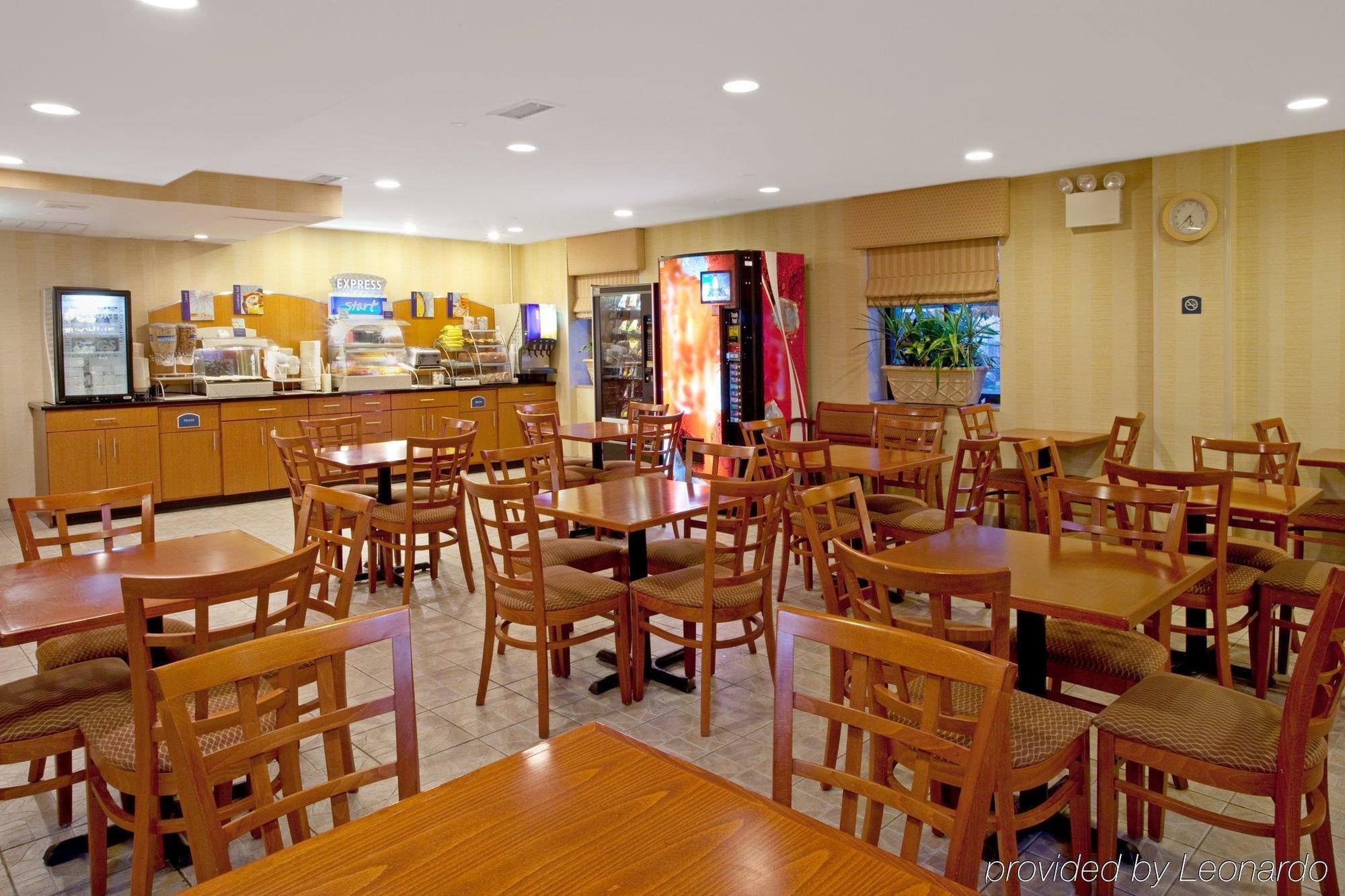 Holiday Express Brooklyn, An Ihg 3* New York