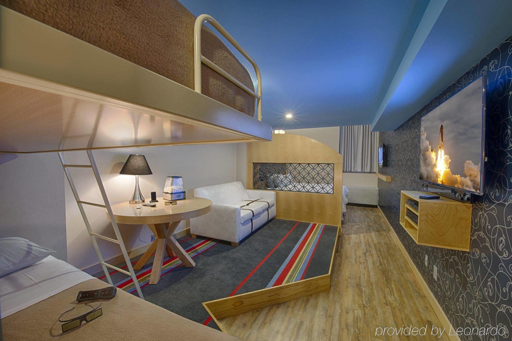 Hotel Tryp By Wyndham City Times Square - Midtown 4*