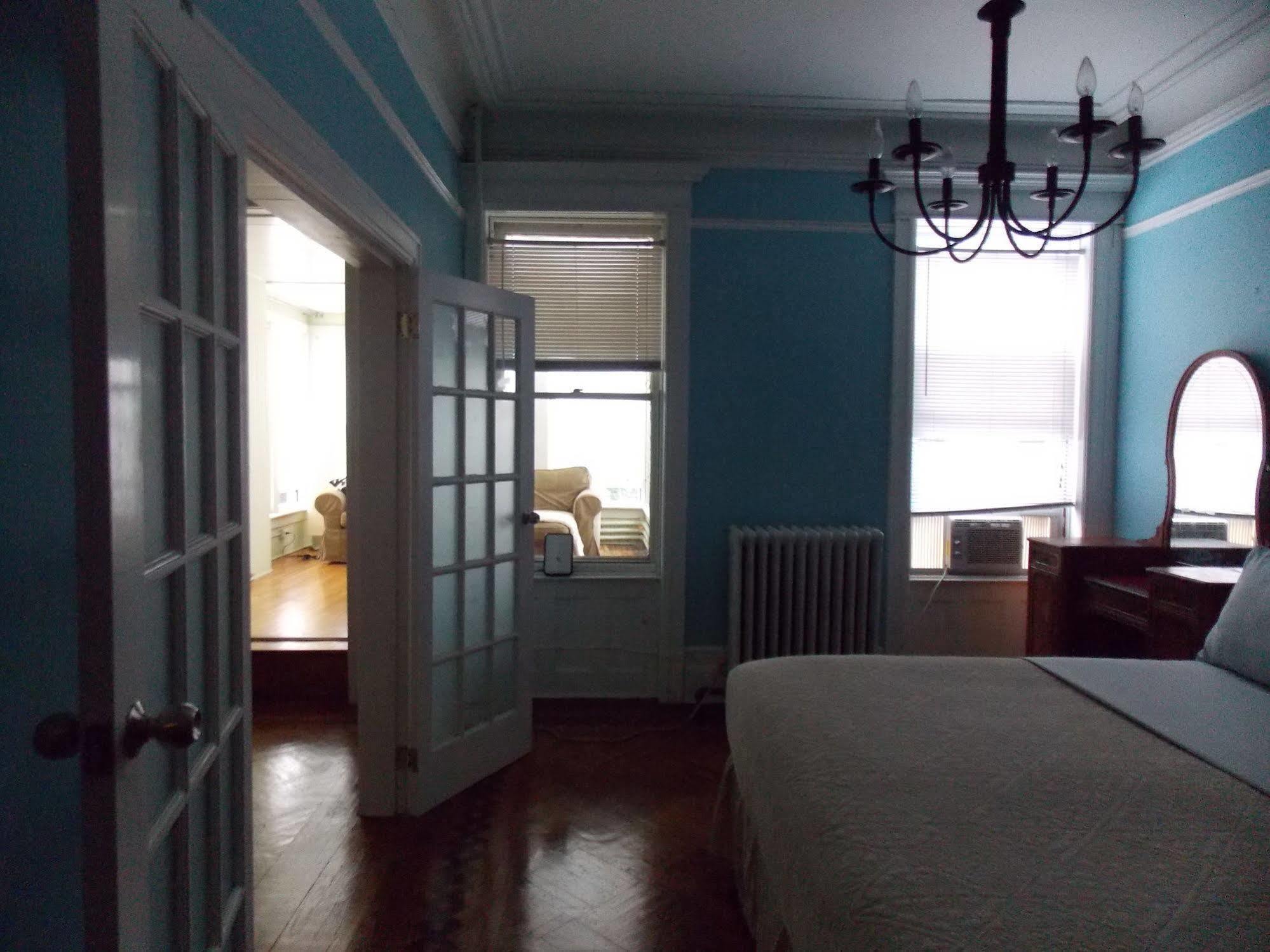 Bed & Breakfast Serenity At *