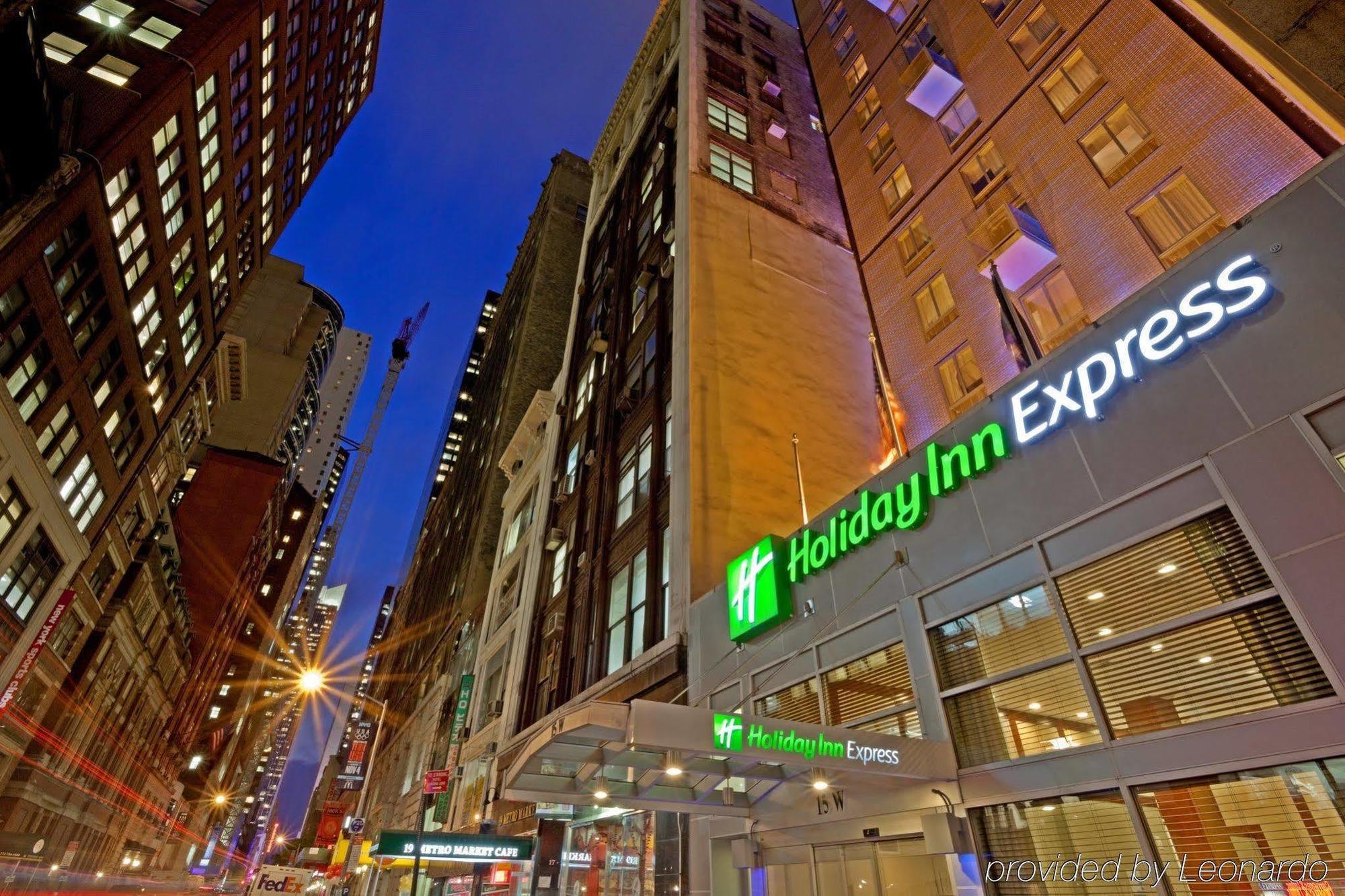 Citadines Connect Fifth Avenue Hotel 3*