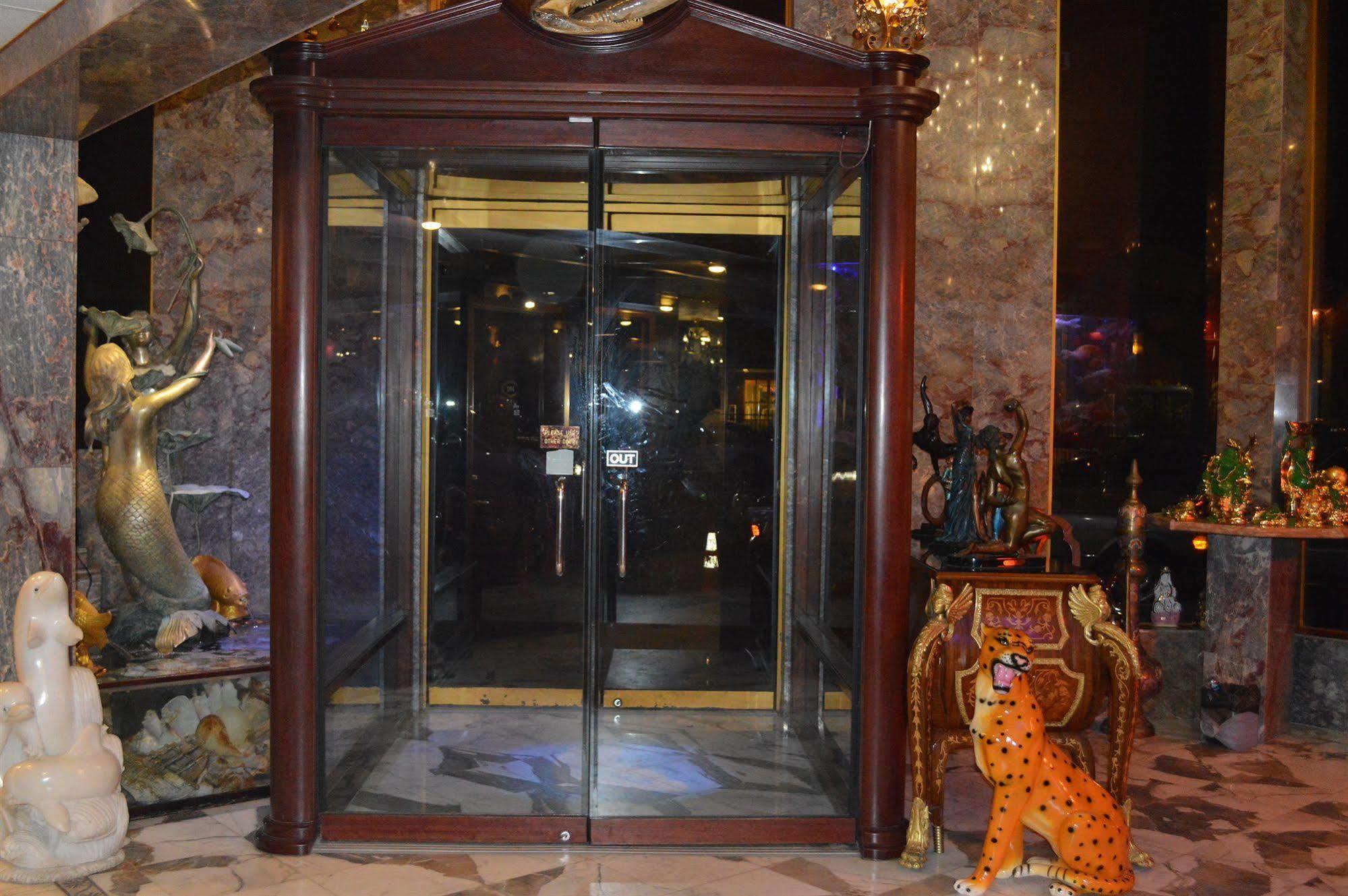 Hotel Paris New York