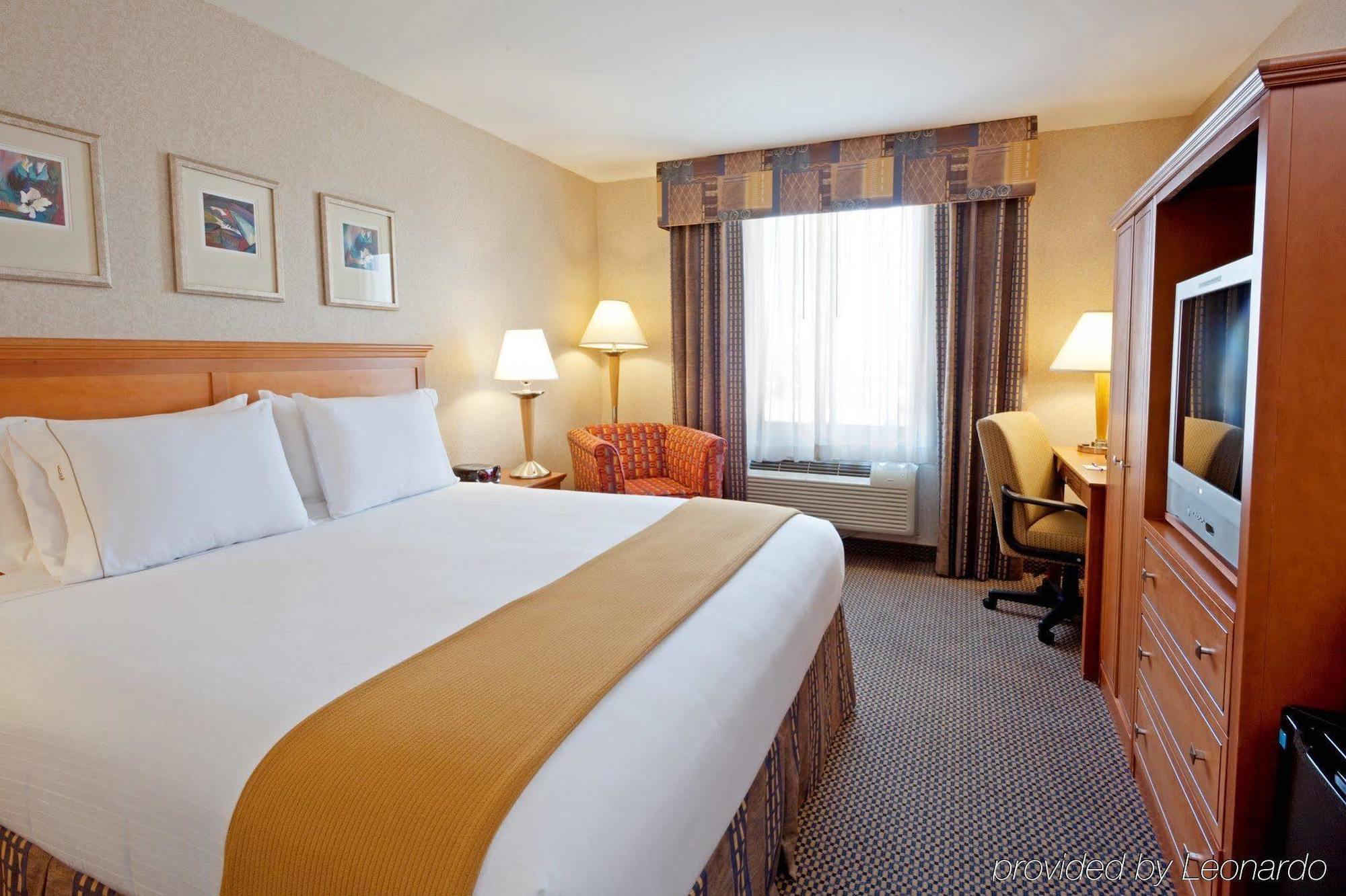 Holiday Express Brooklyn, An Ihg New York