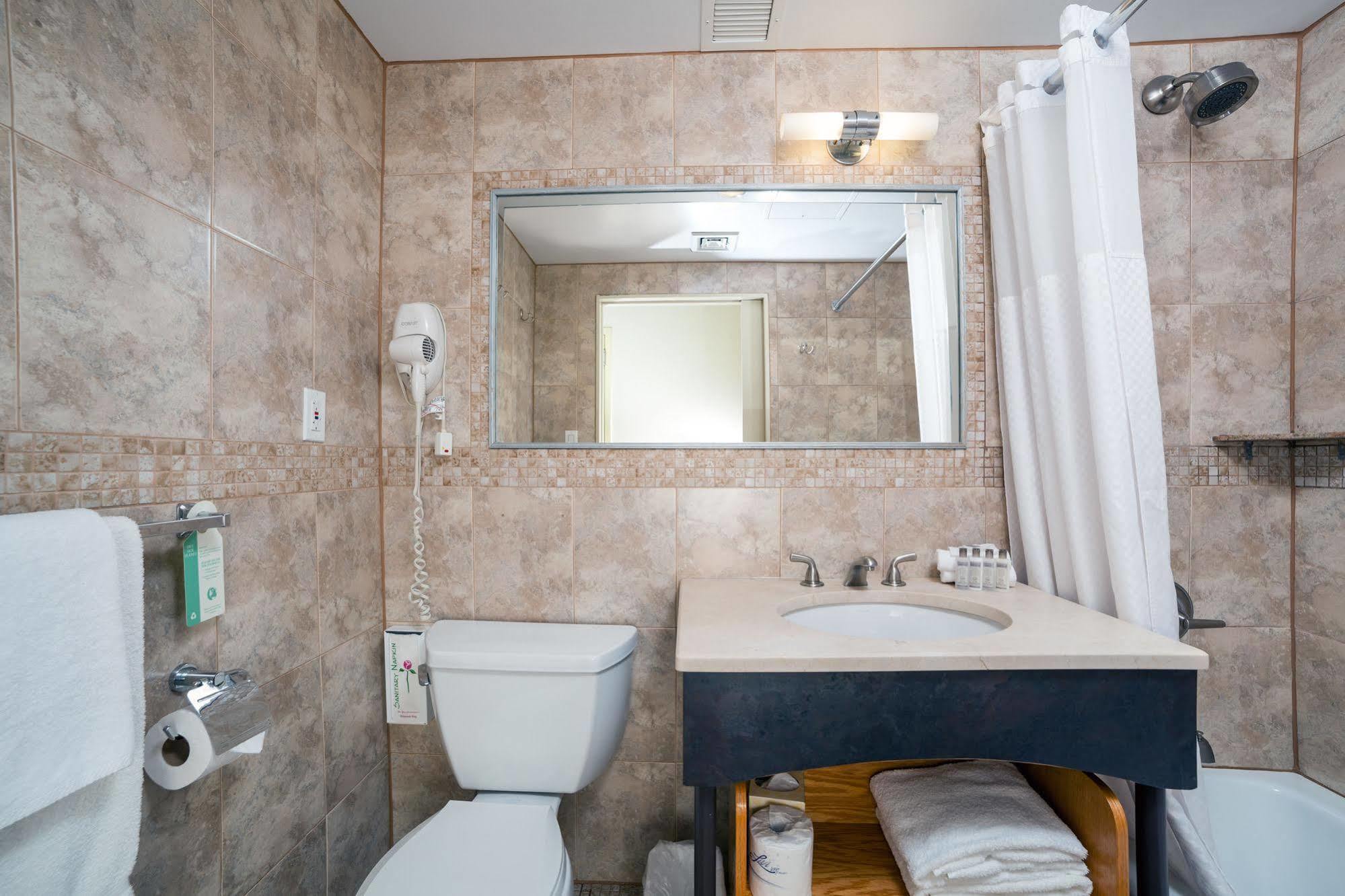 Hotel Mulberry New York