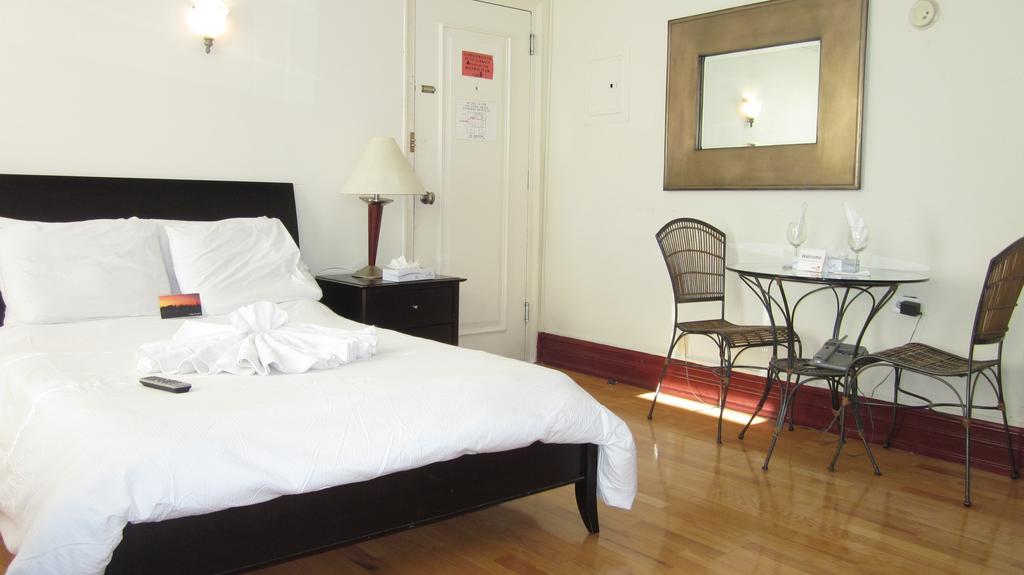 Central Park Hotel 3*