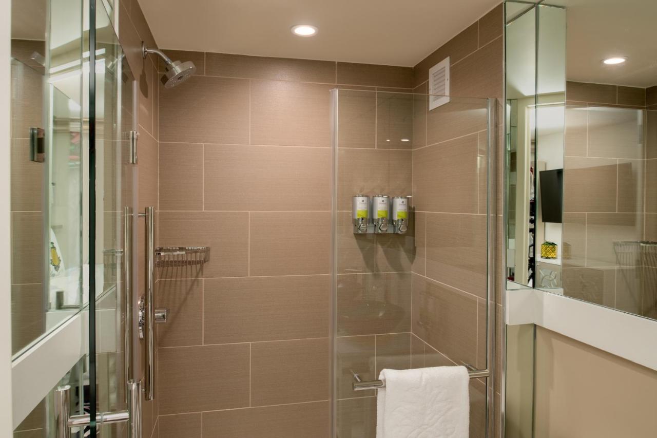Staypineapple, An Artful Hotel, Midtown 4*