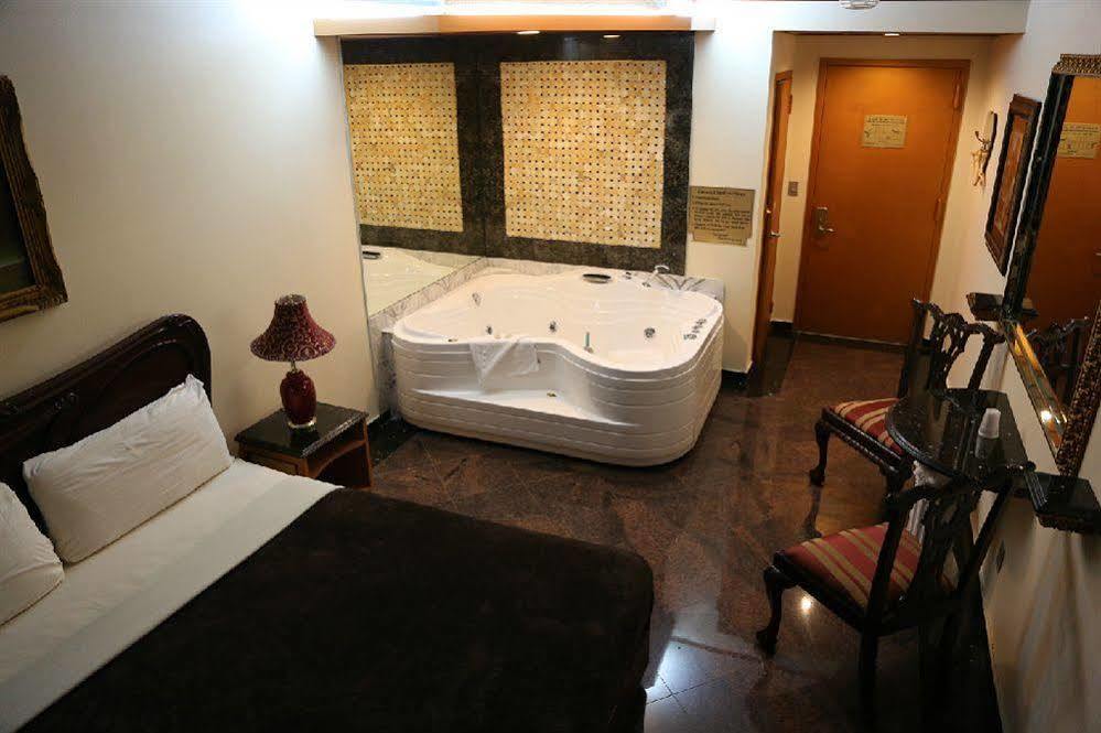 Paris 3* New York