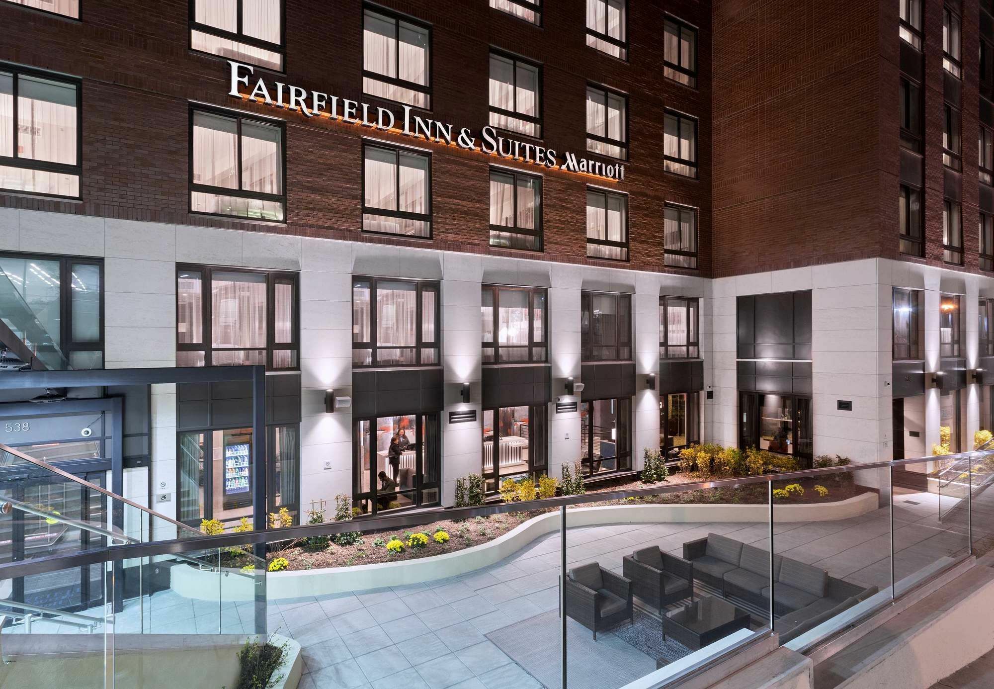 Hotel Fairfield & By Marriott Manhattan/central Park