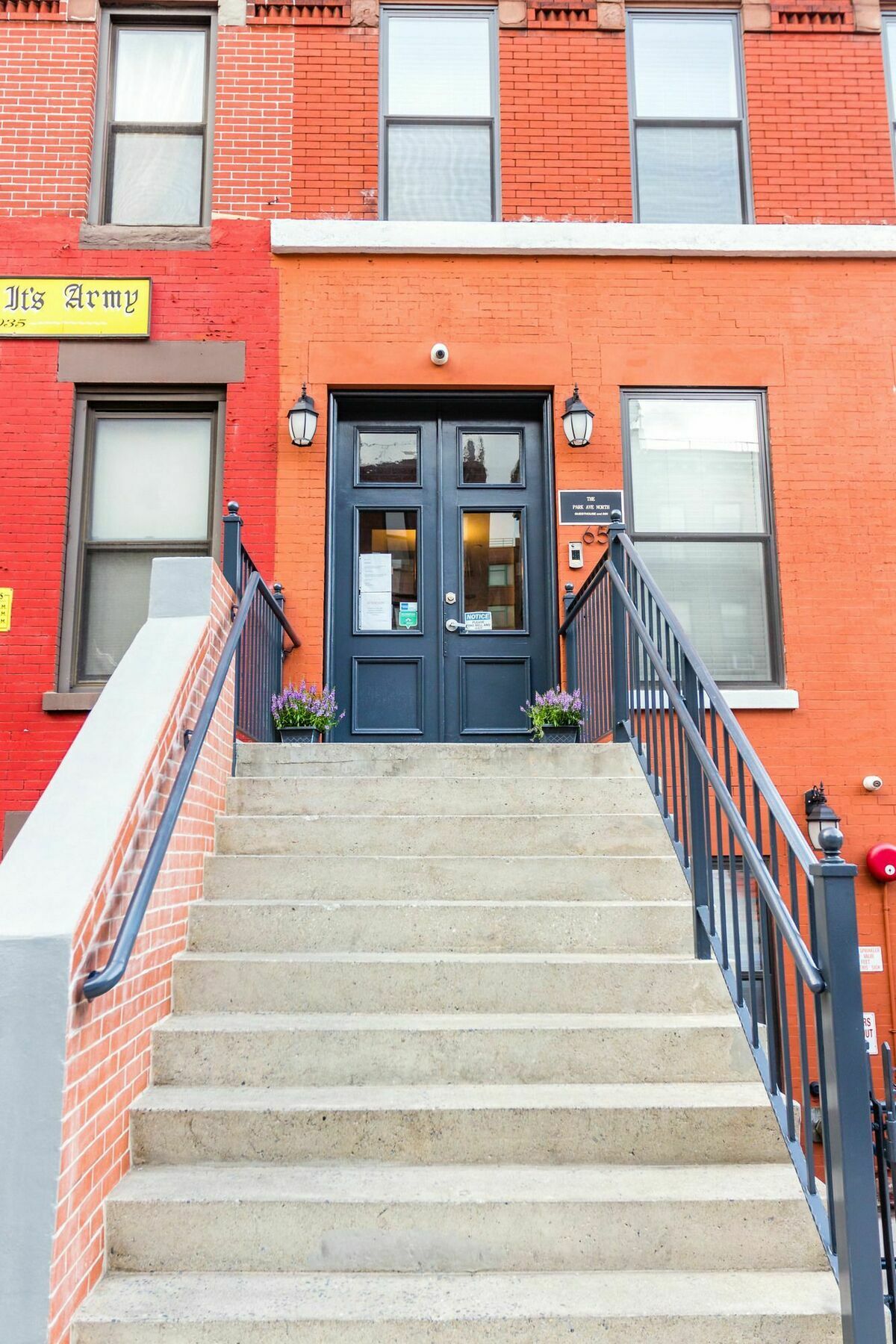 Gasthof The Park Ave North