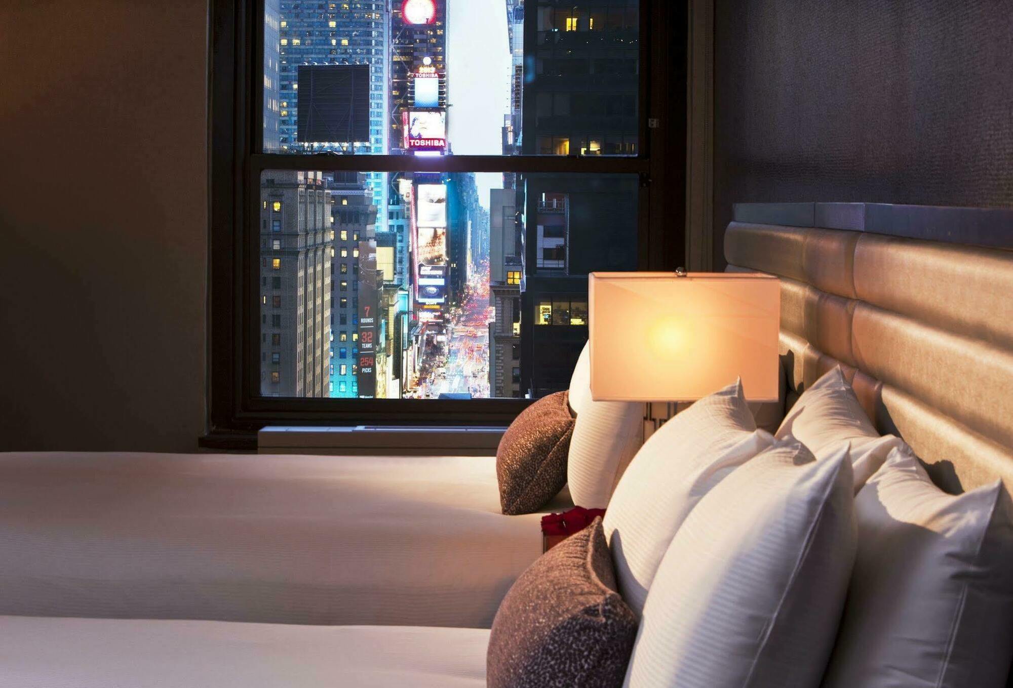 Park Central Hotel