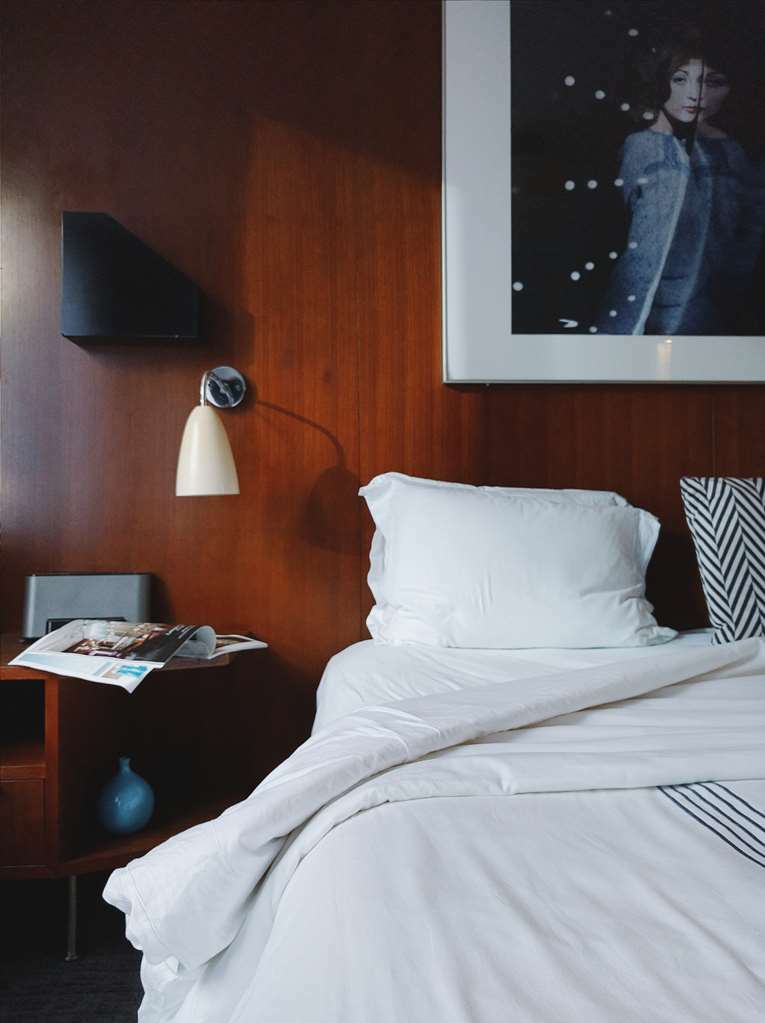 6 Columbus Central Park Hotel 4*