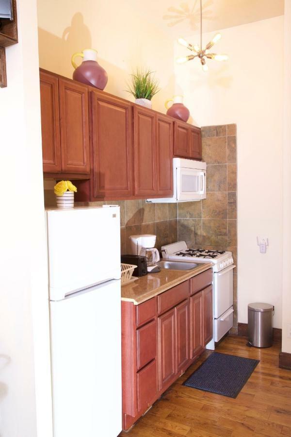 Harlem Apartment *